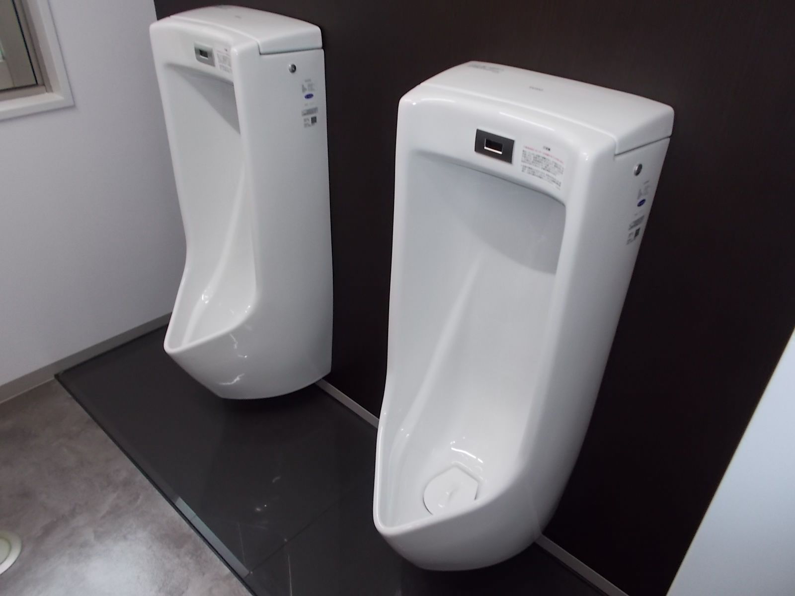 男性用トイレ