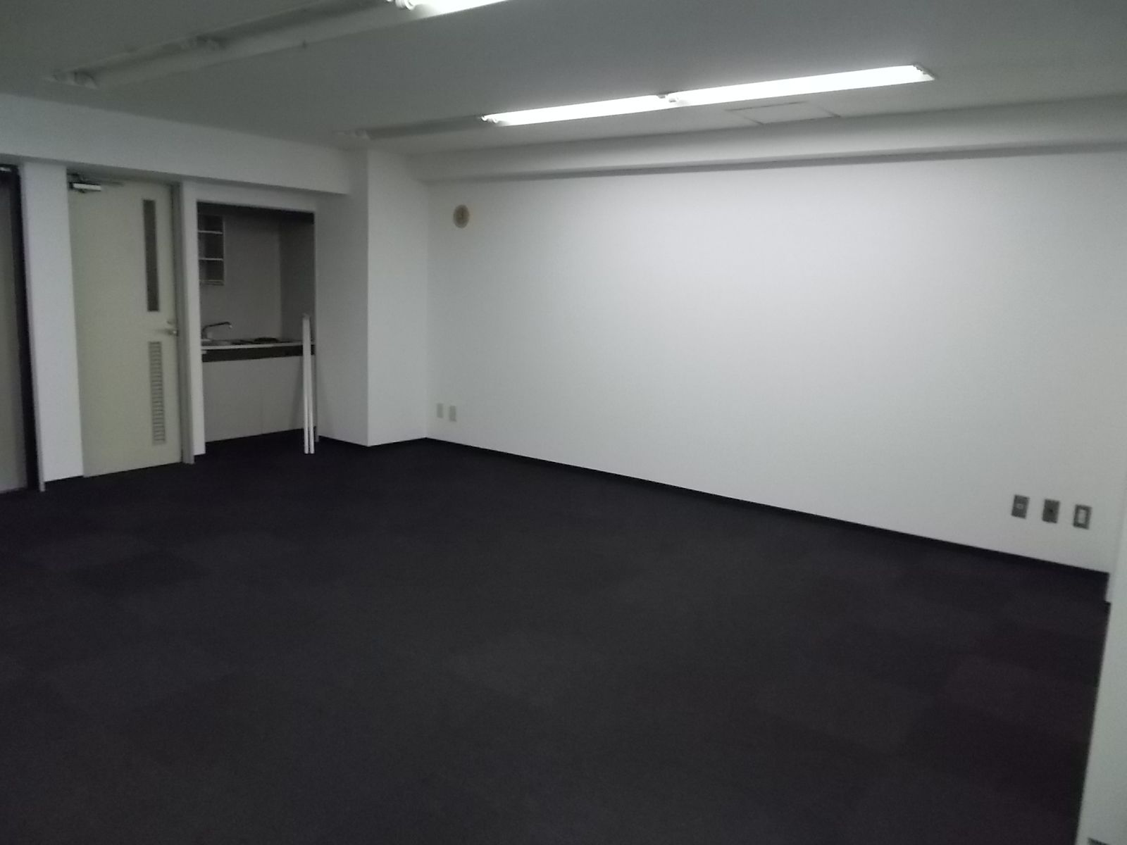オフィス室内参考画像