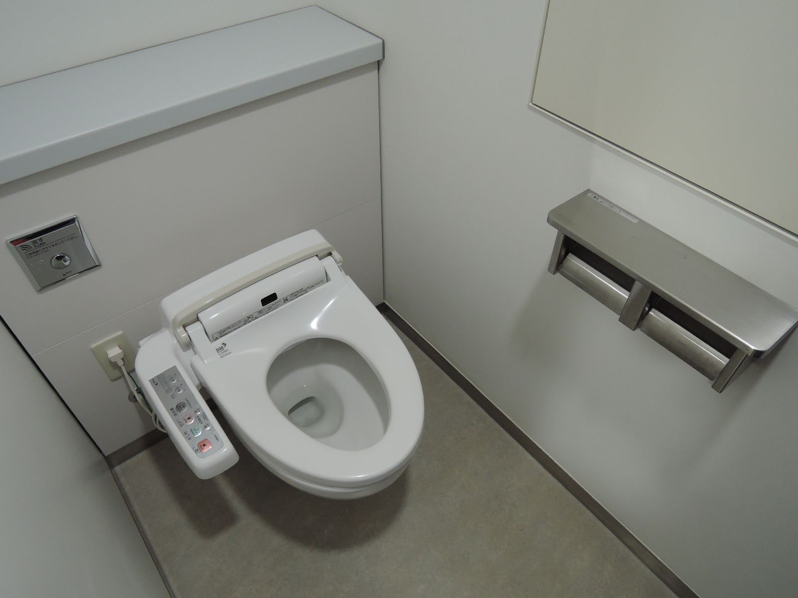トイレ個室