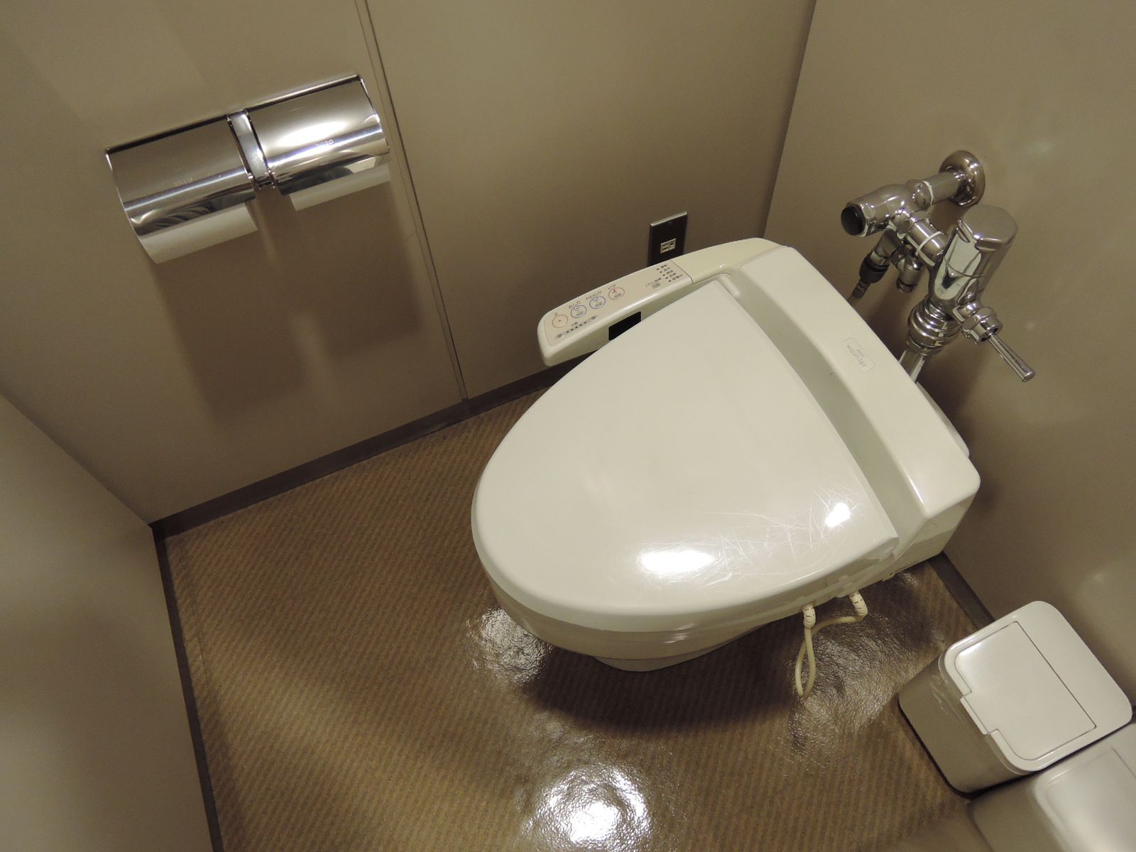 トイレ個室