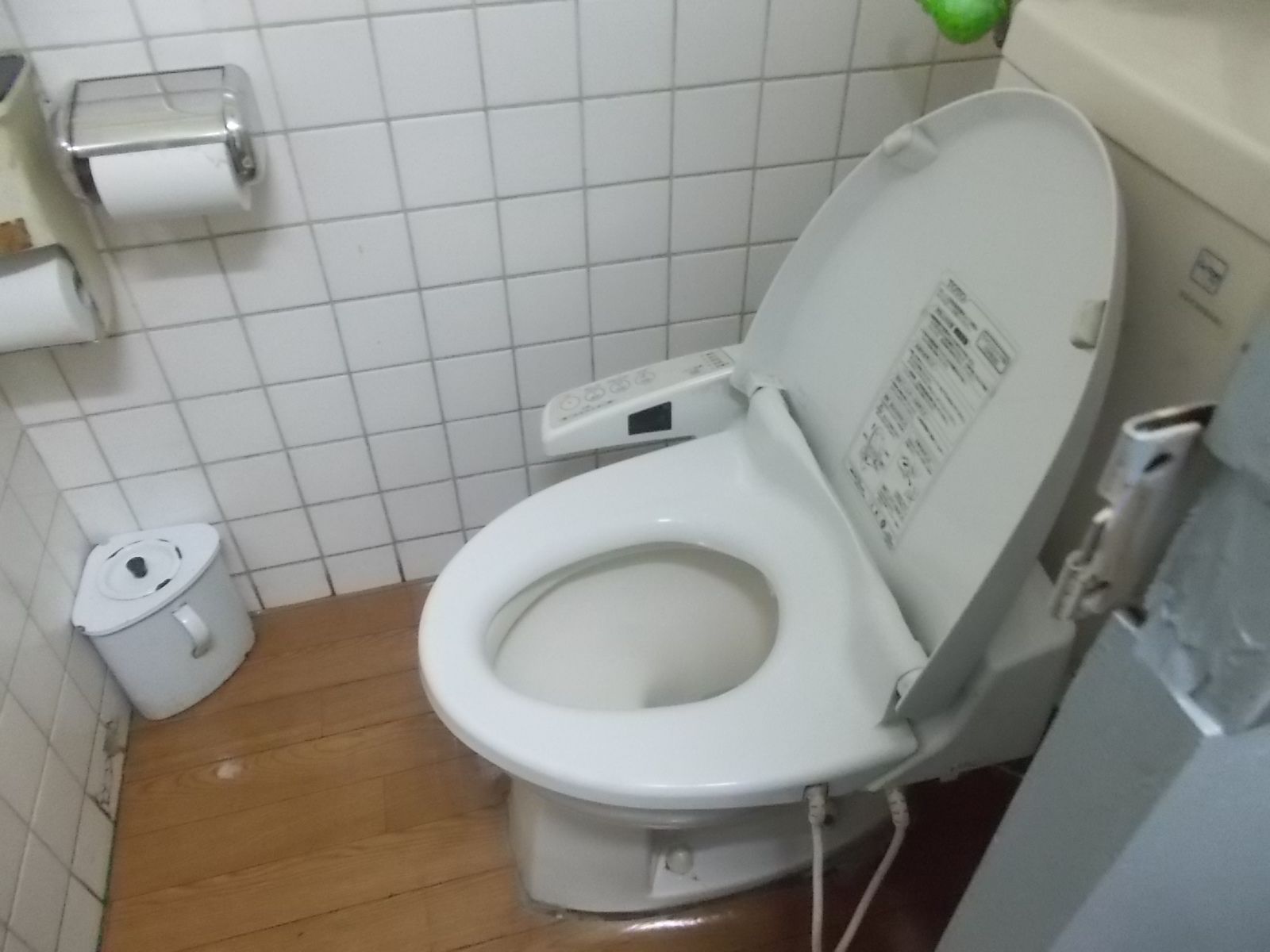 トイレ個室