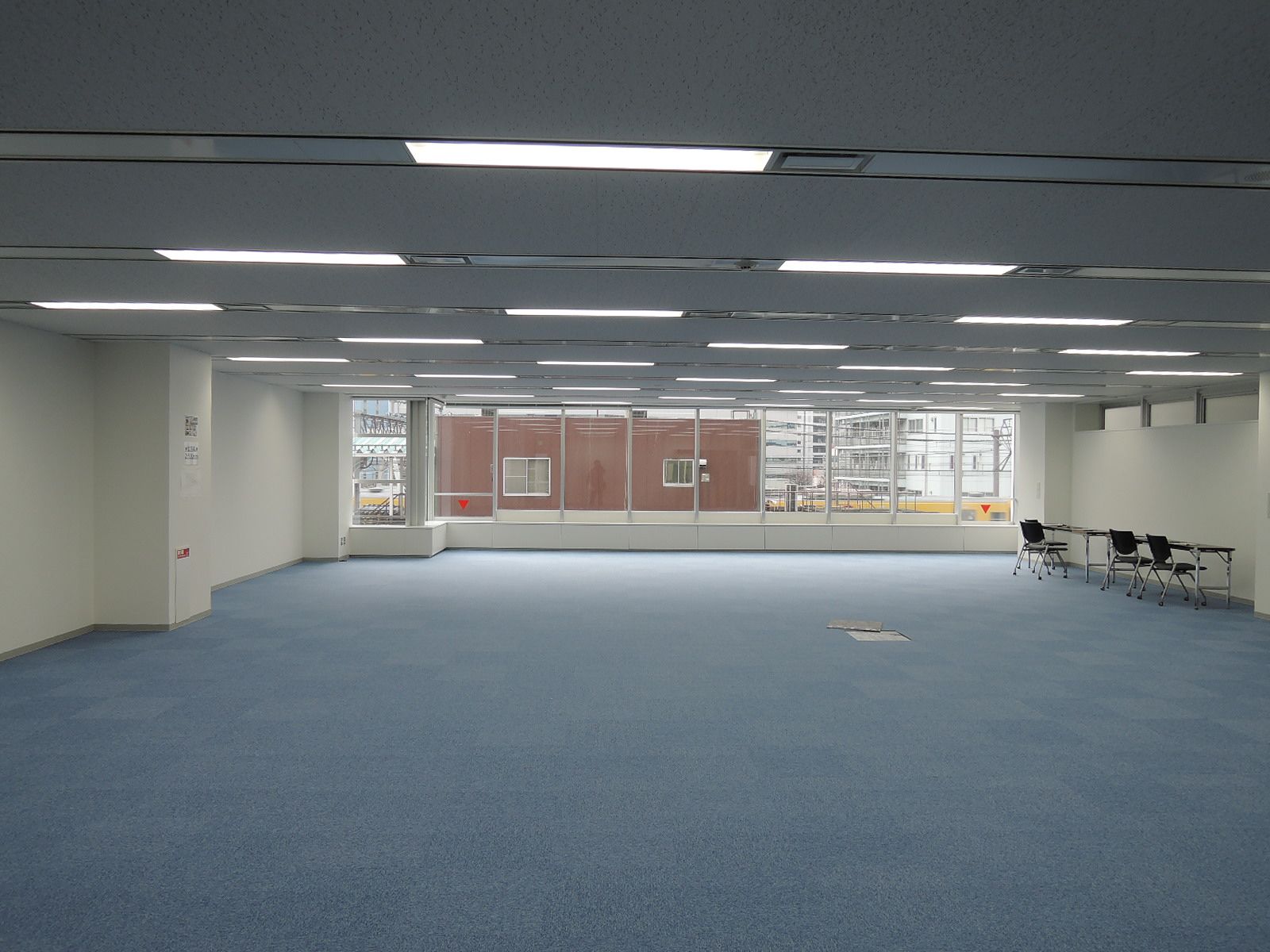 別角度の様子