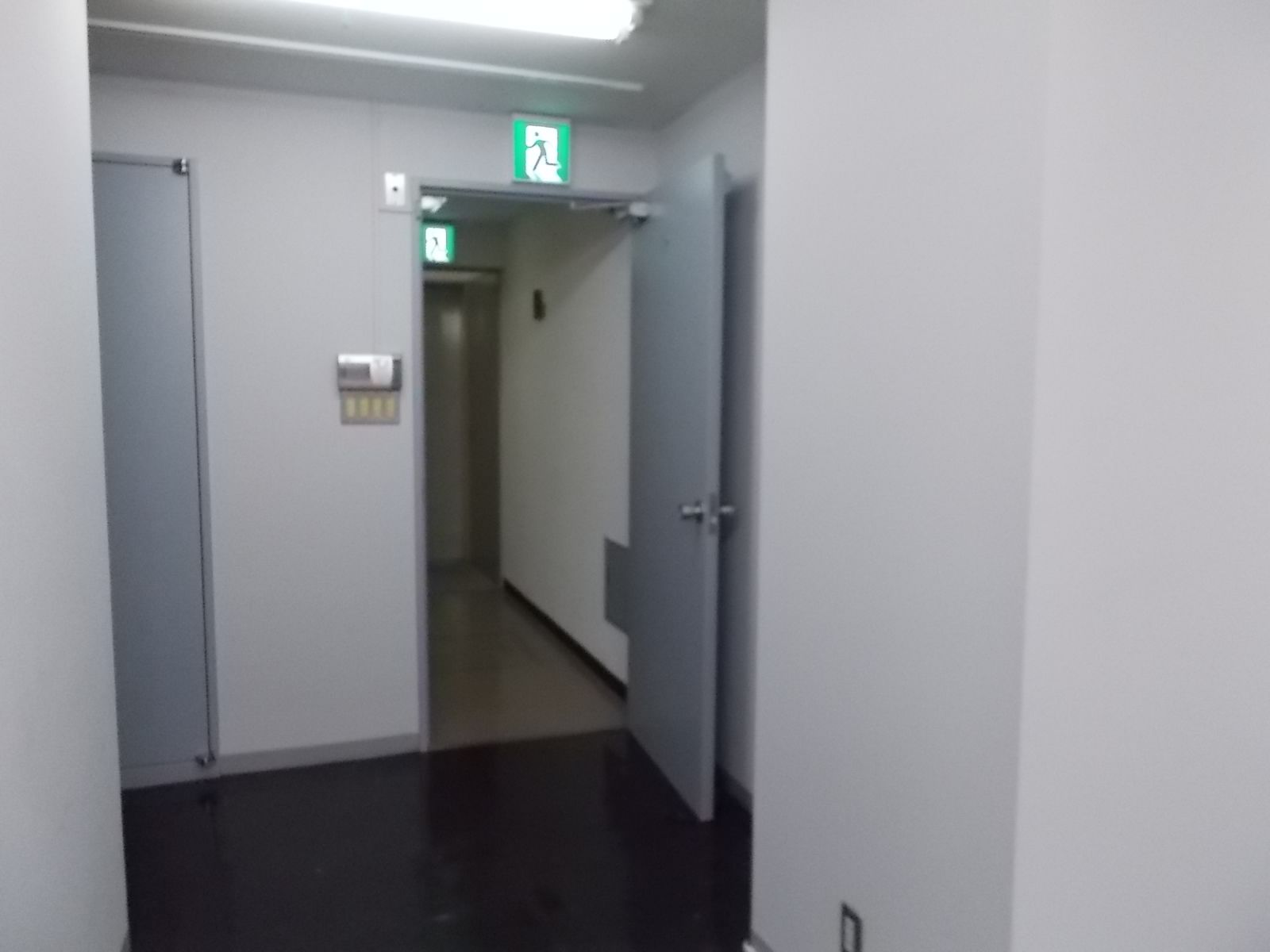 貸室入口部分