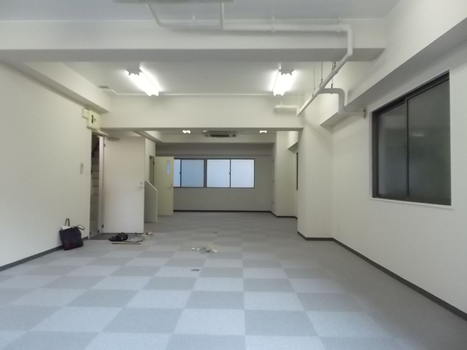 オフィス室内参考画像