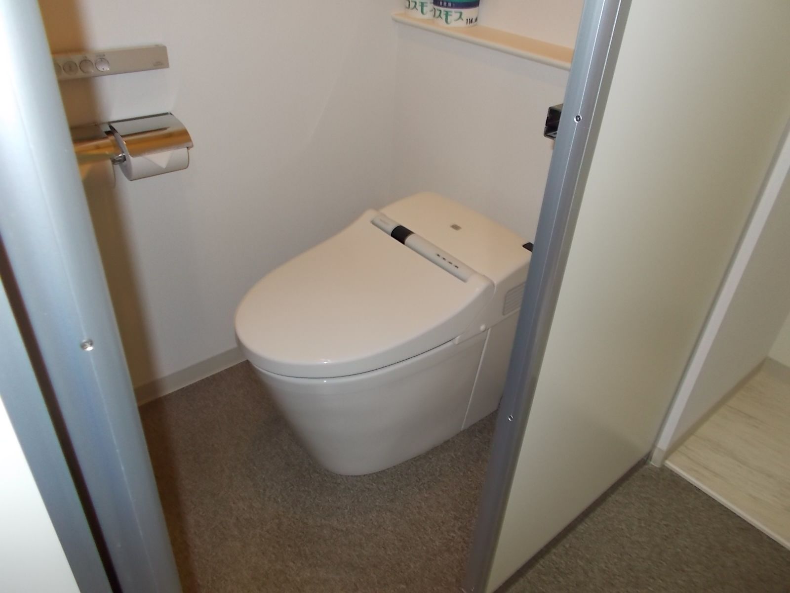 トイレ個室