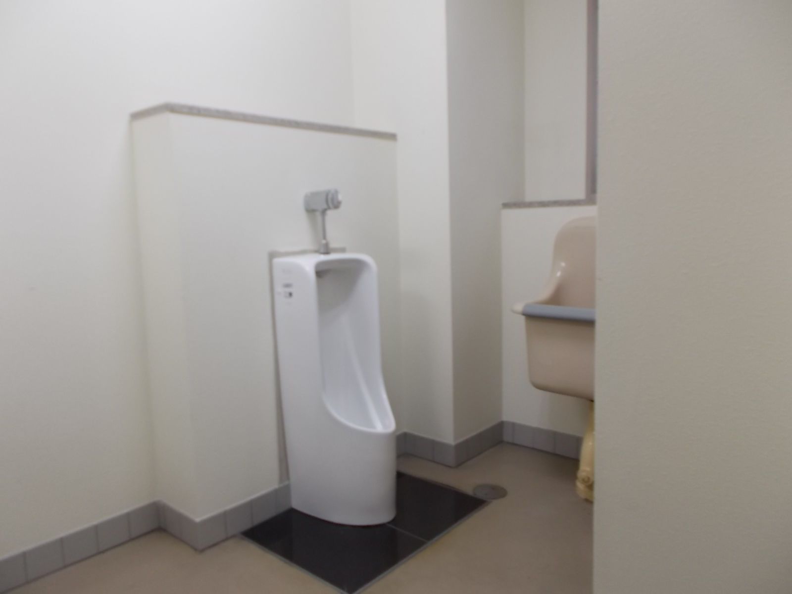 男性用トイレ