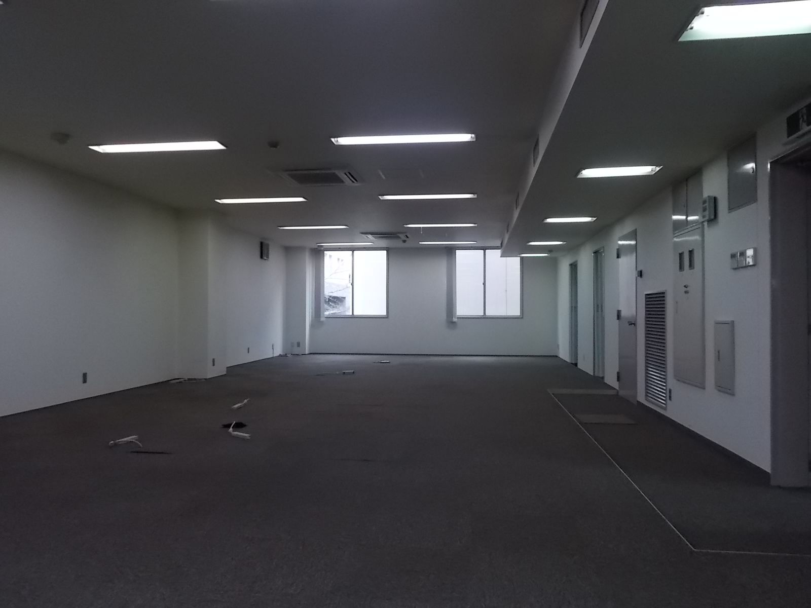 オフィス反対側