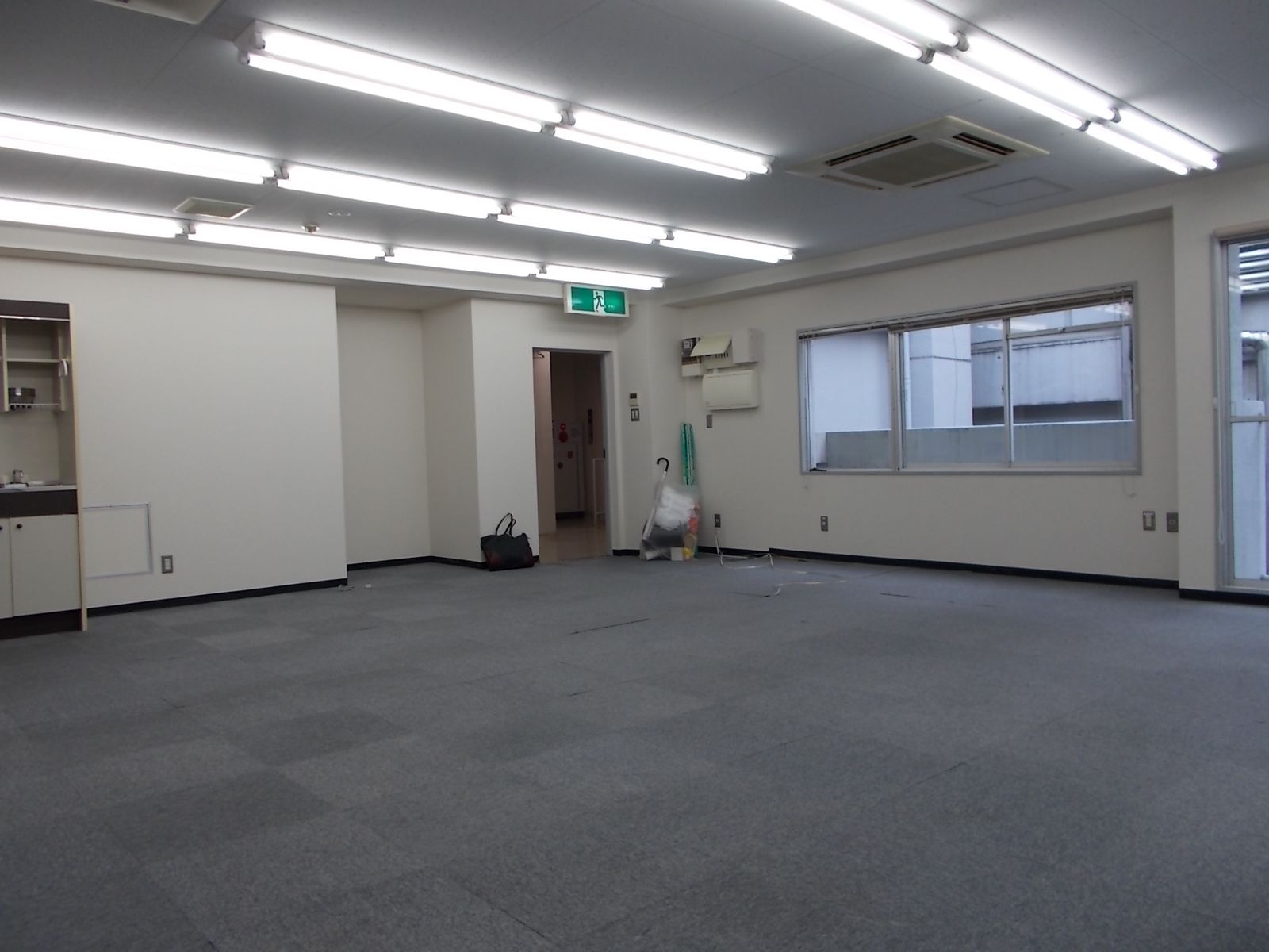 貸室付近の室内の様子