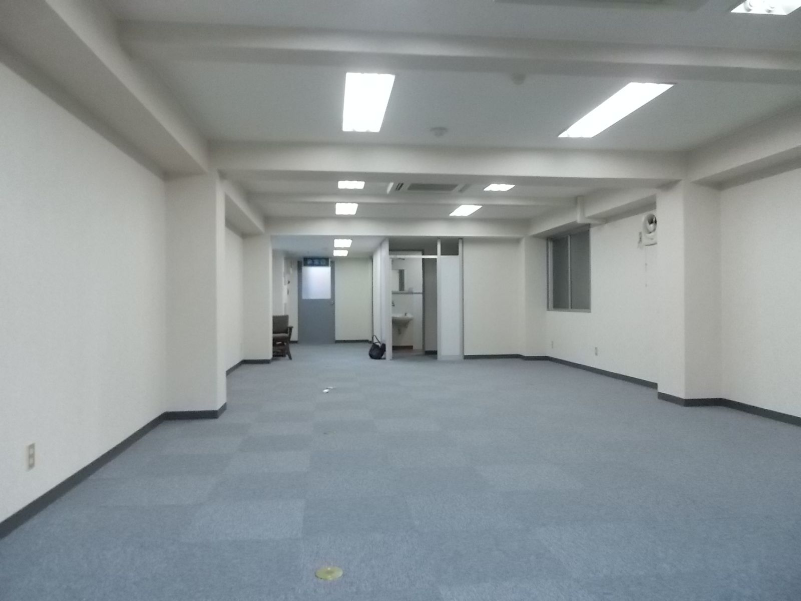 オフィス室内参考画像(7階・約22坪)