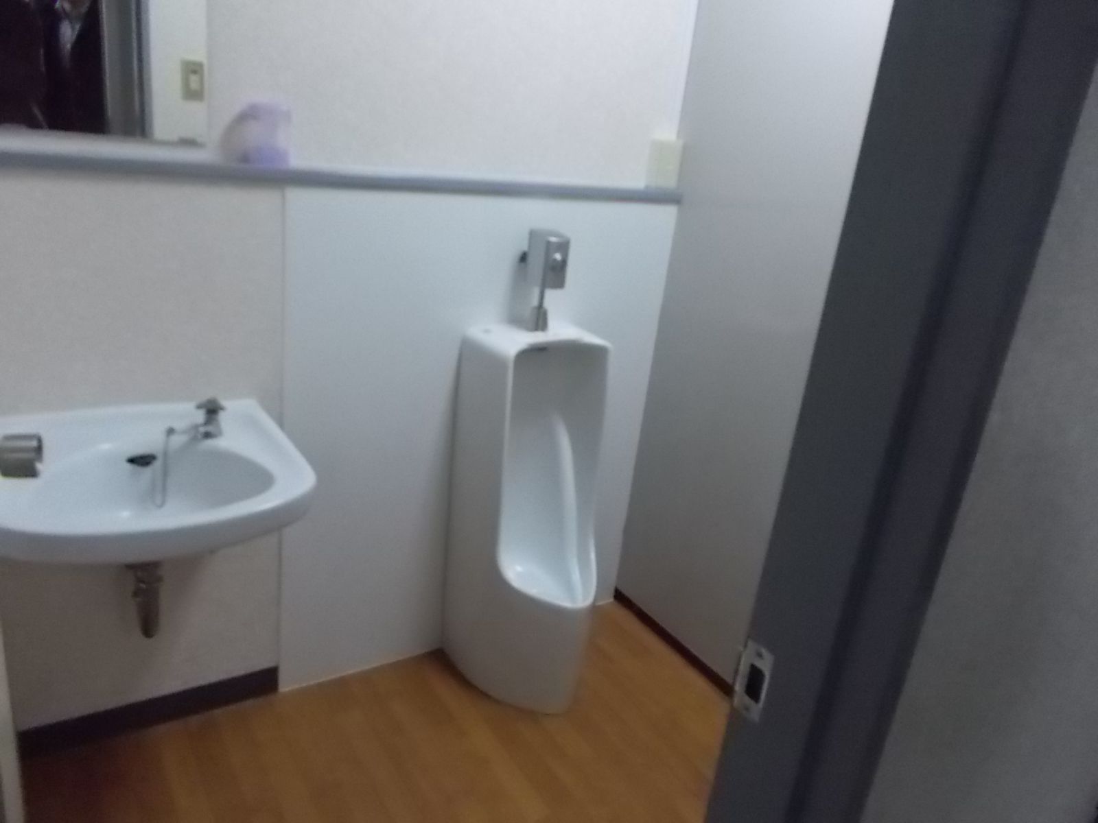 男性用トイレ