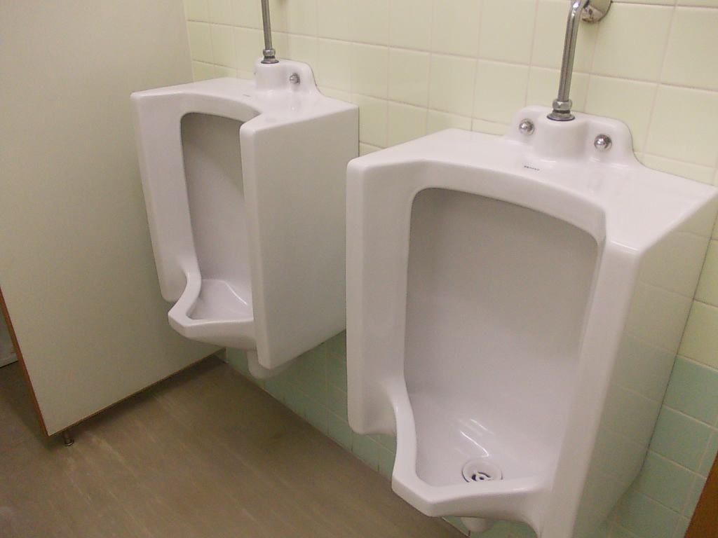 男性用トイレ