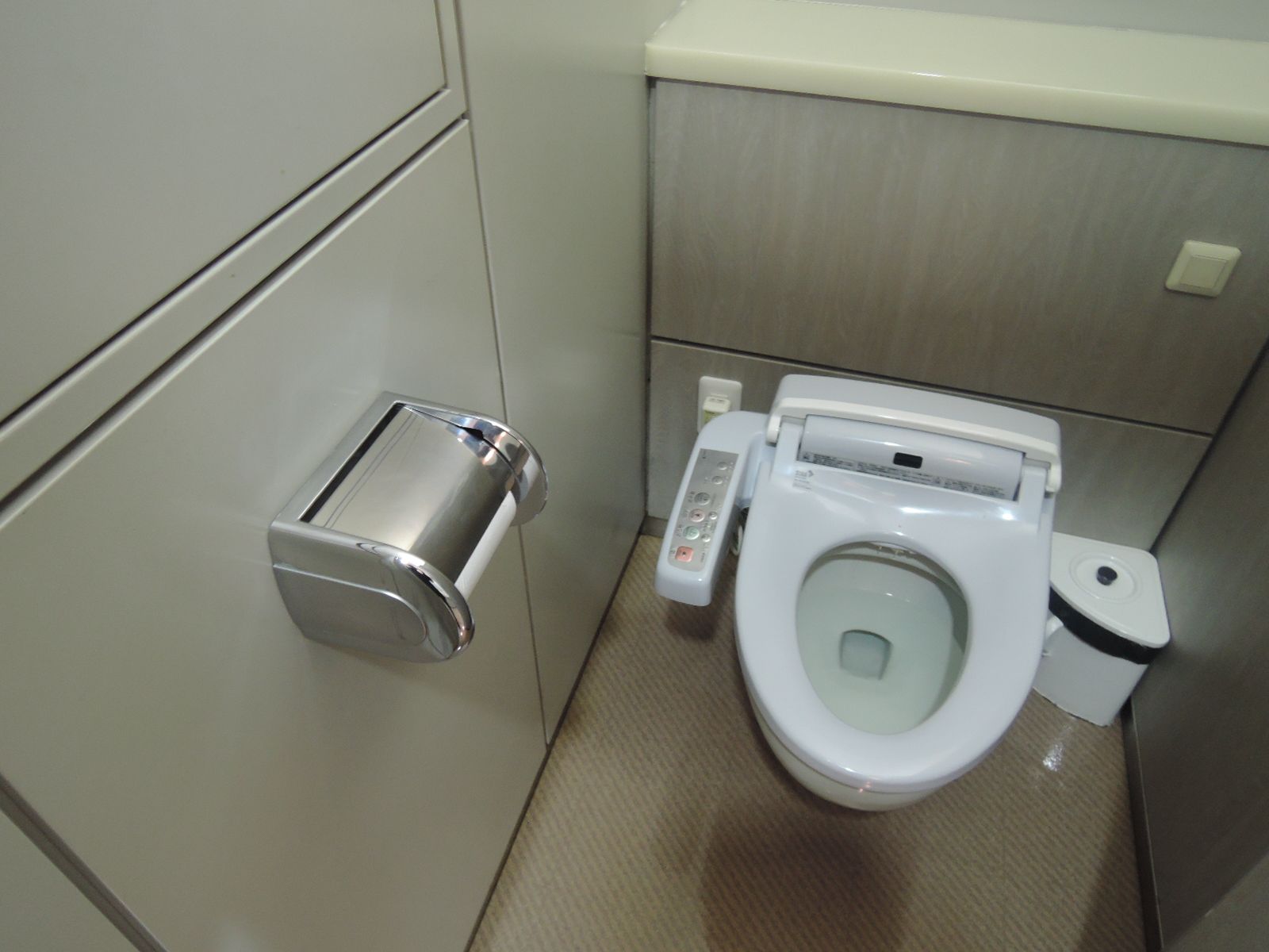 トイレ個室