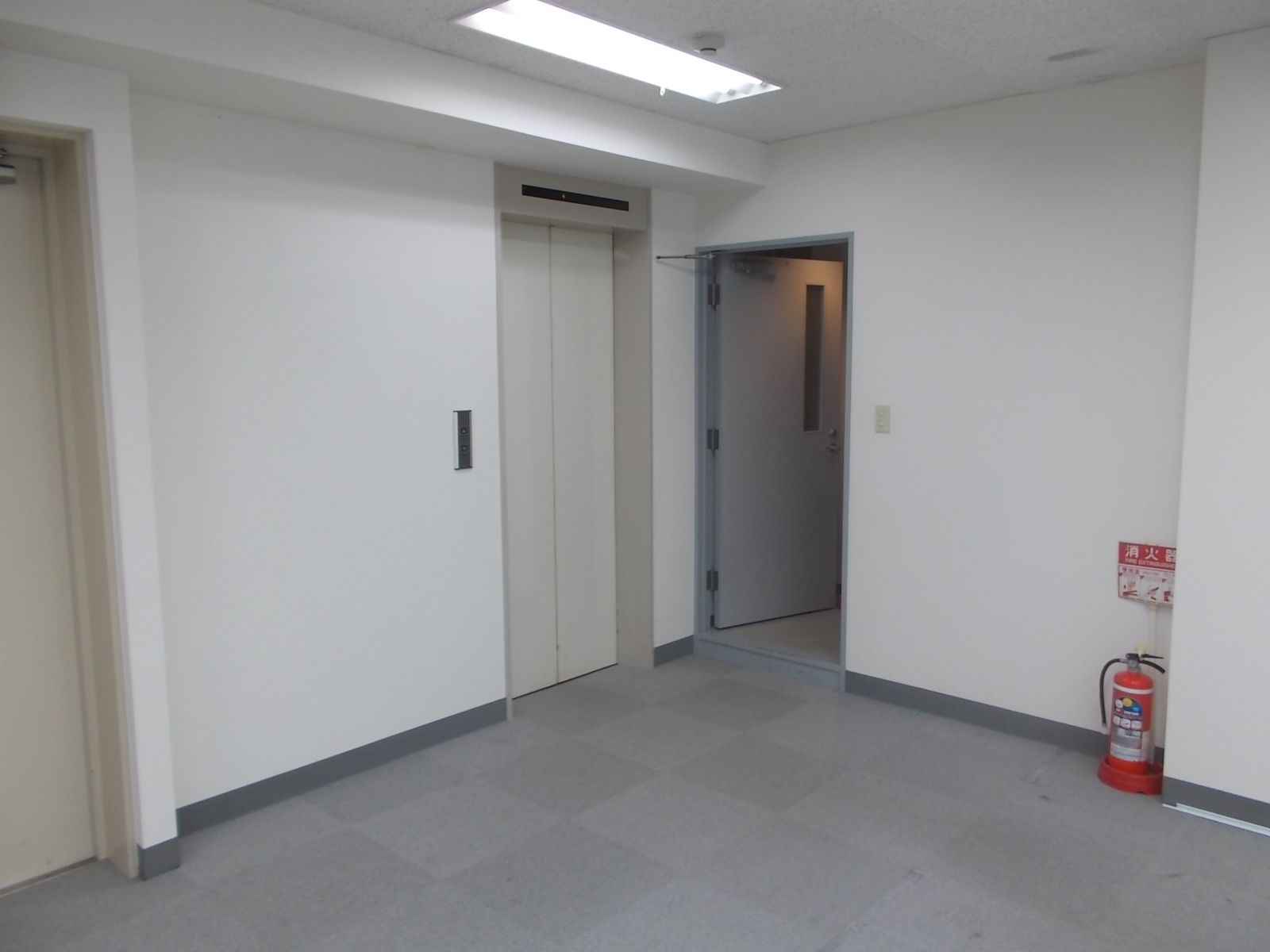 エレベーターからダイレクトイン