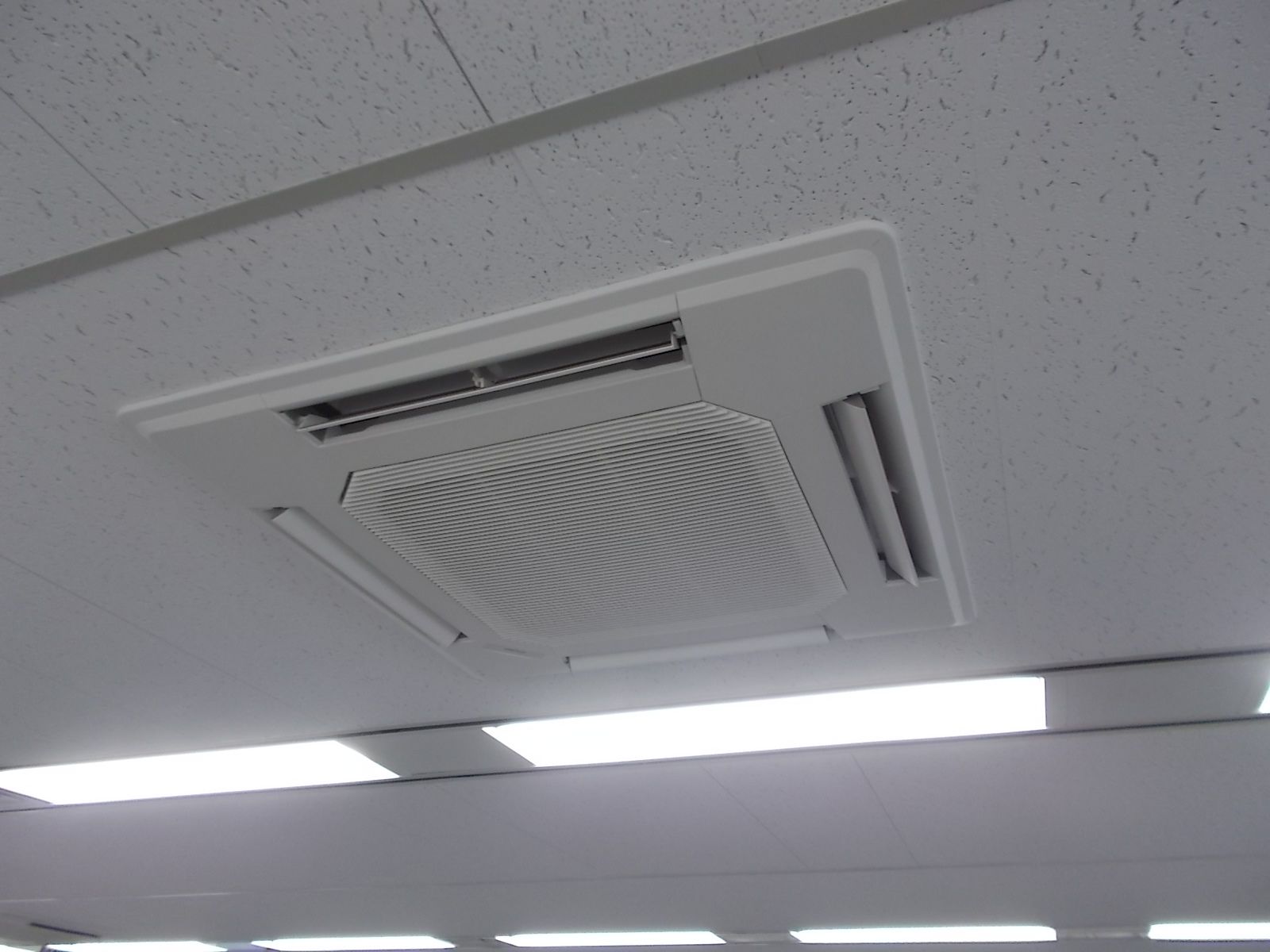 空調