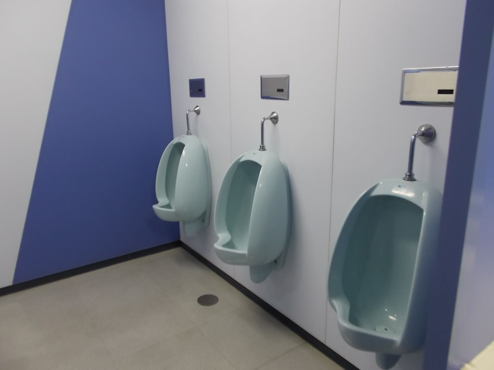 男性用トイレ