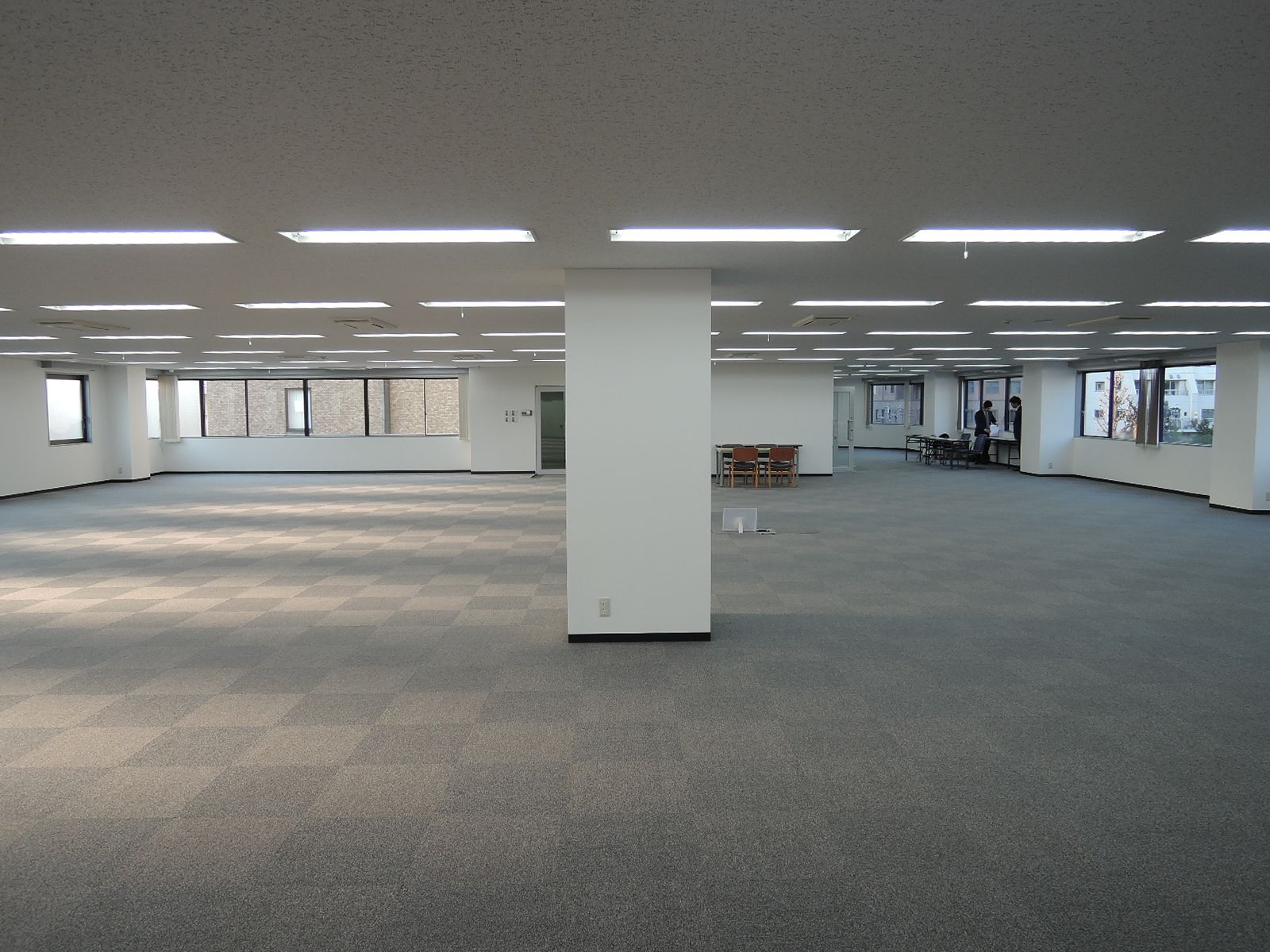 別角度の様子