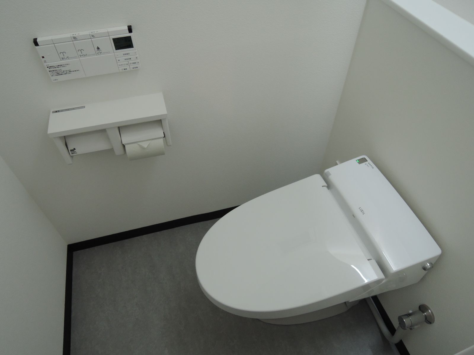 男女別トイレ個室