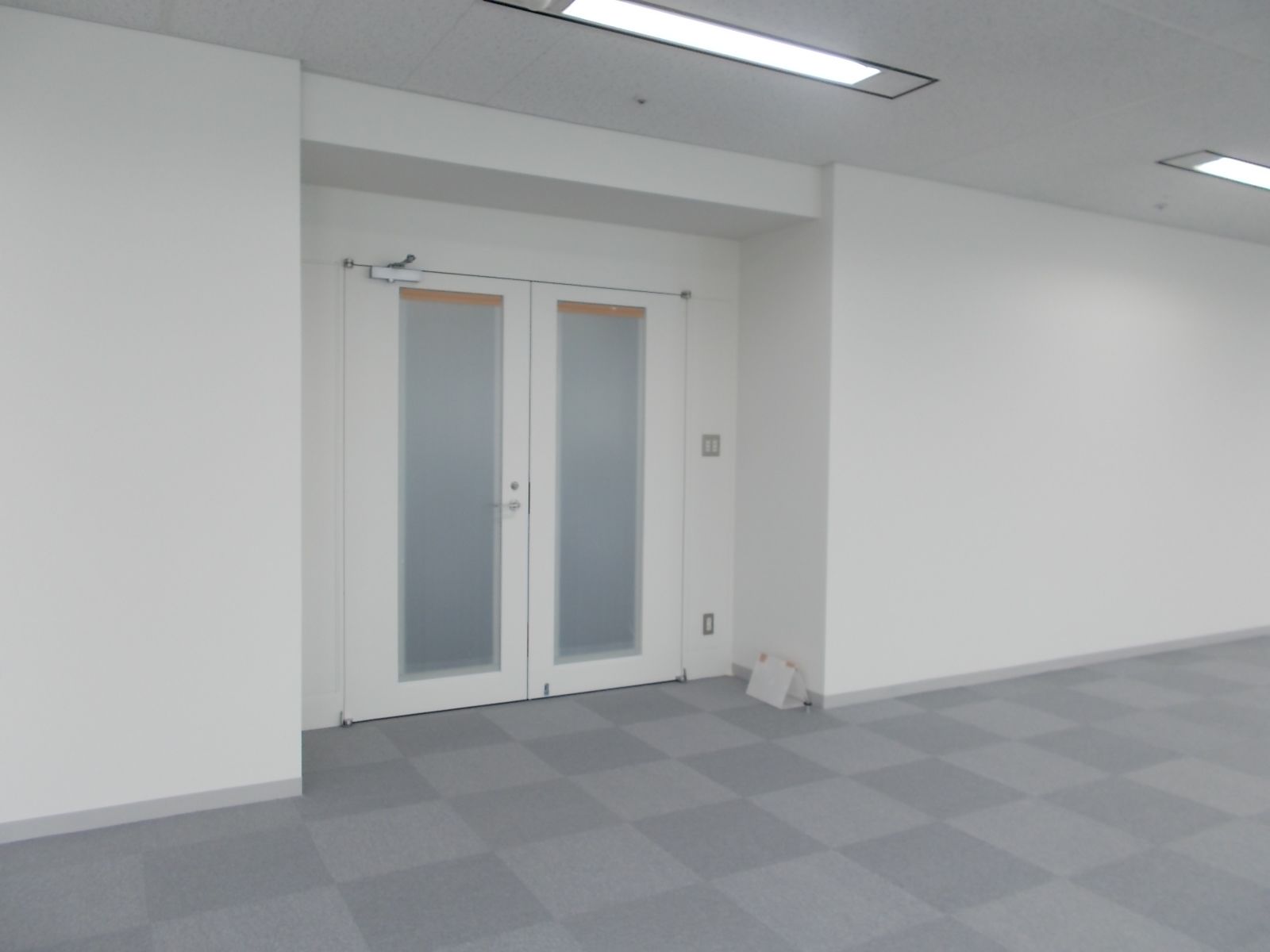 貸室出入口