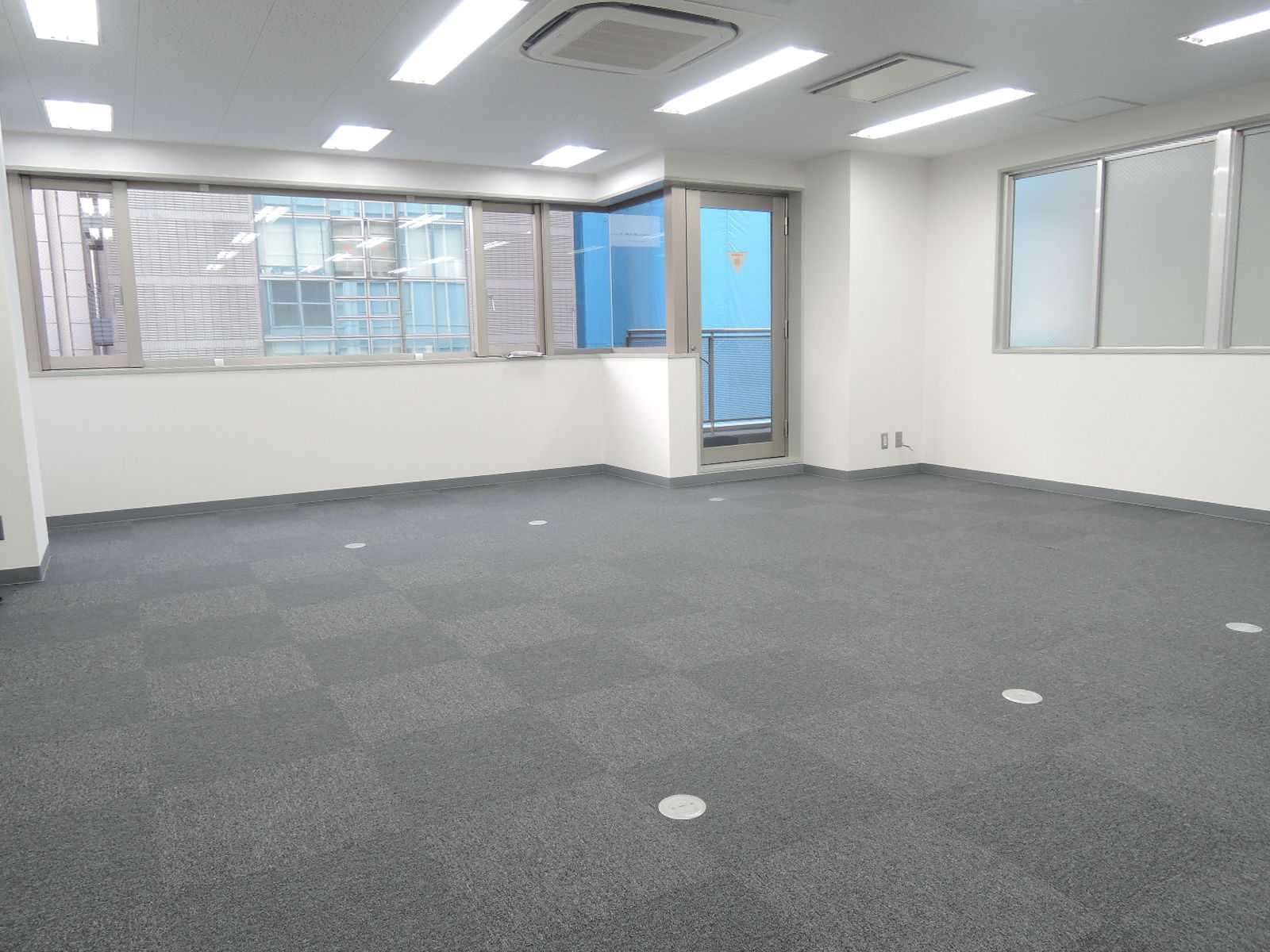 オフィス室内参考画像（基準階）