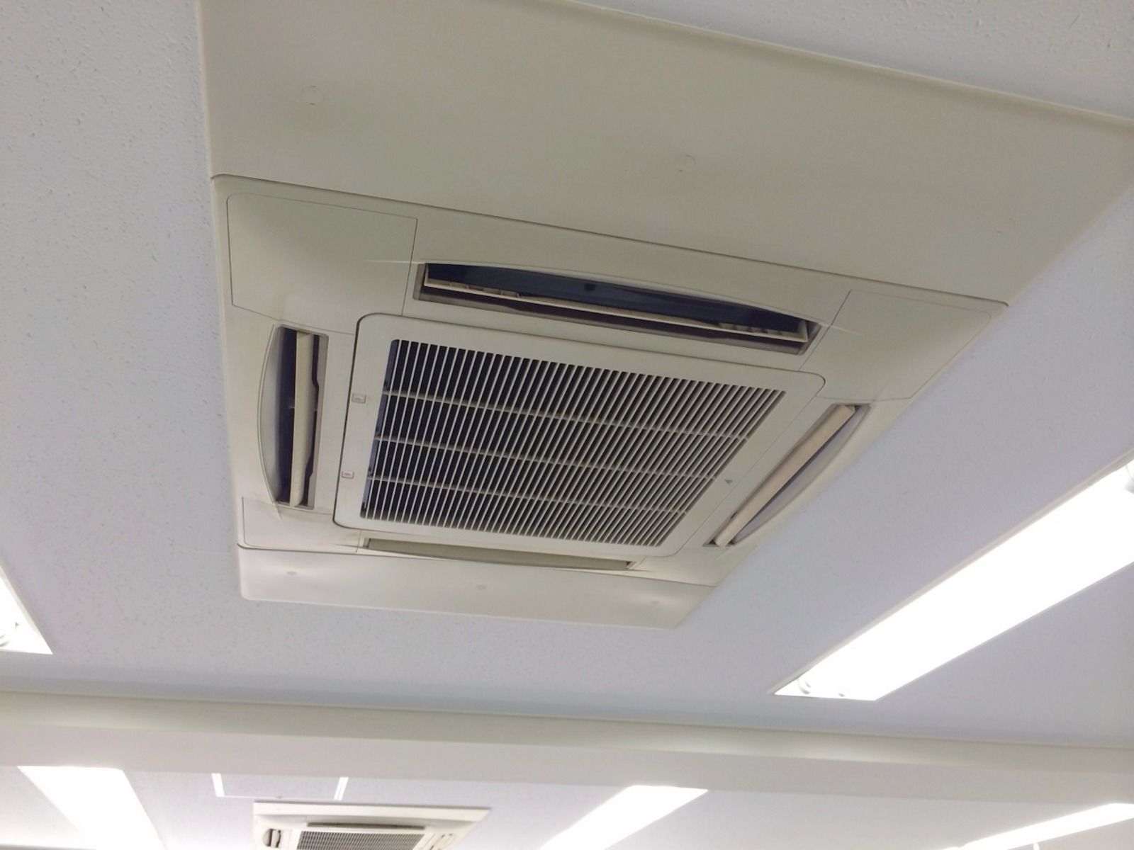 空調