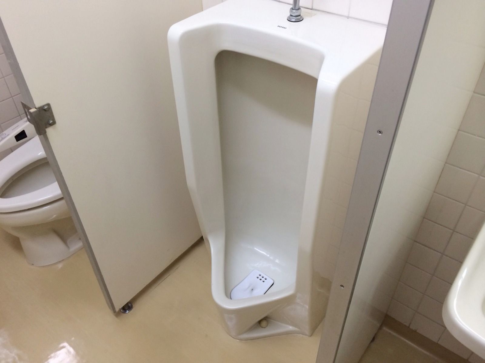 男性用トイレ