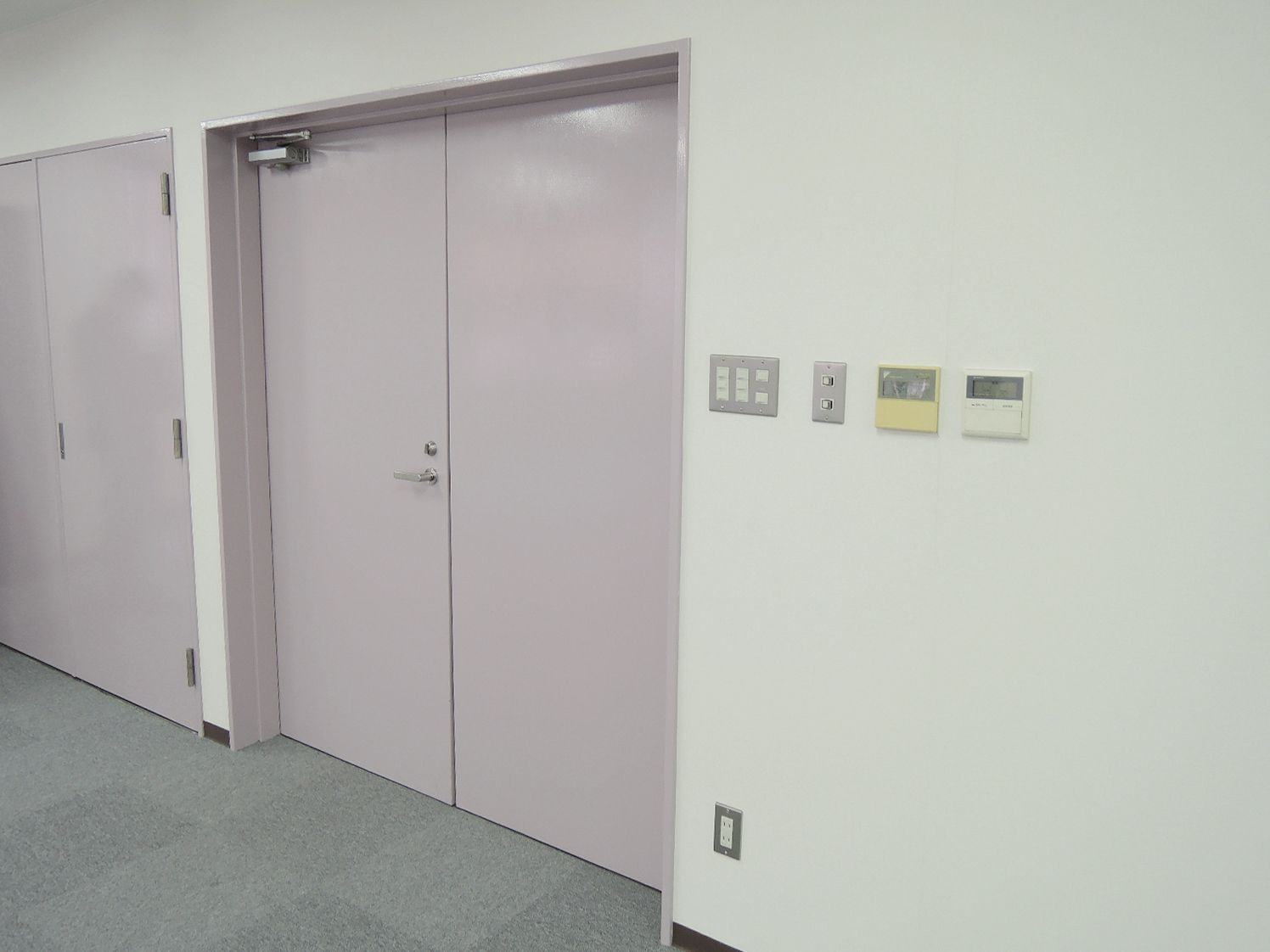 貸室出入口