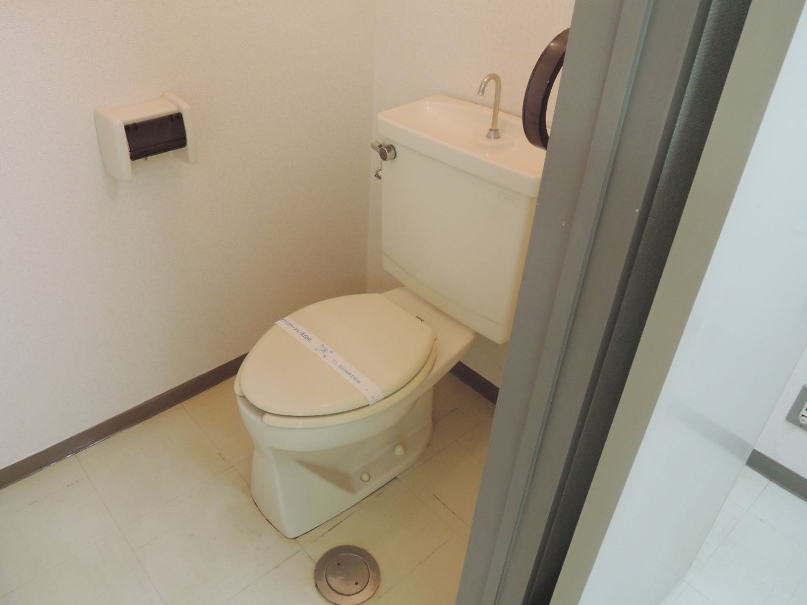 トイレ個室