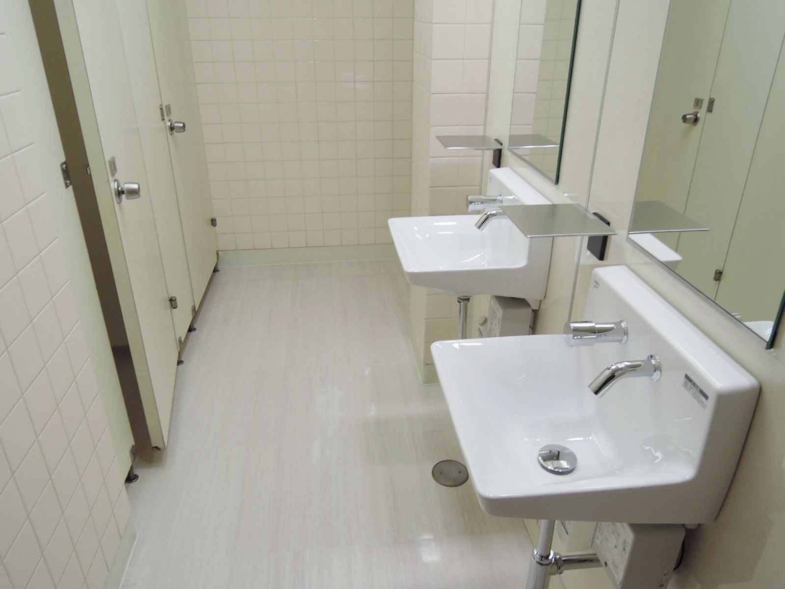 トイレ洗面台