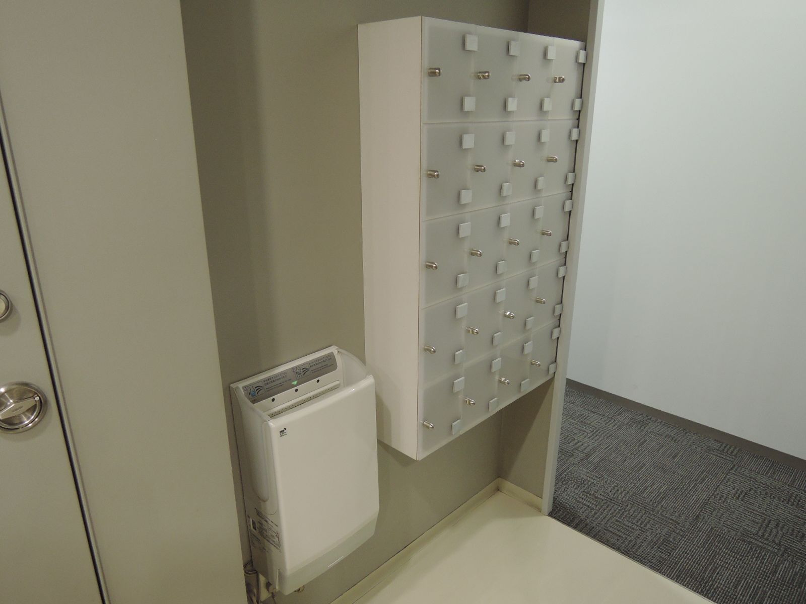 トイレ内の収納
