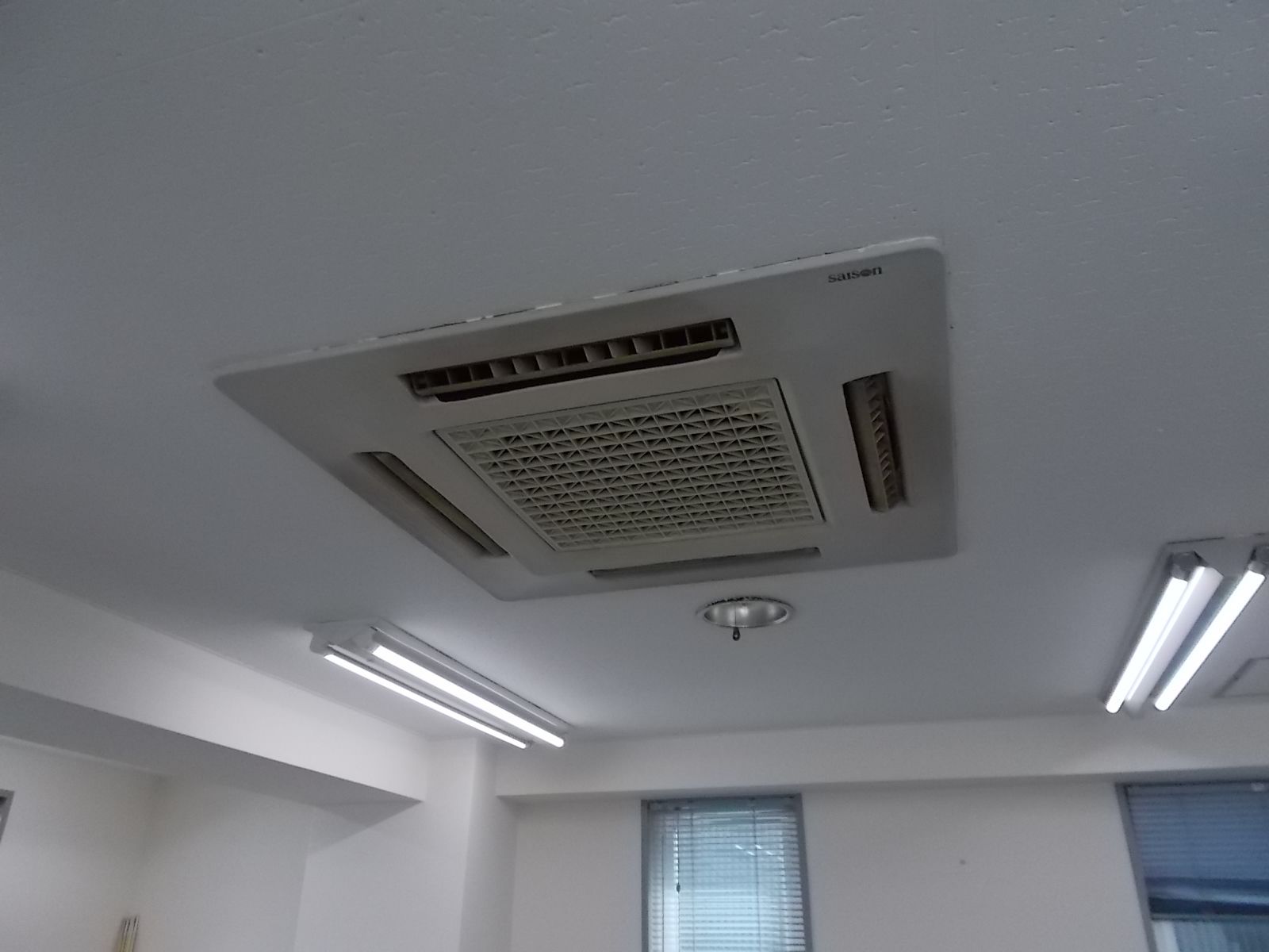 空調吹き出し口