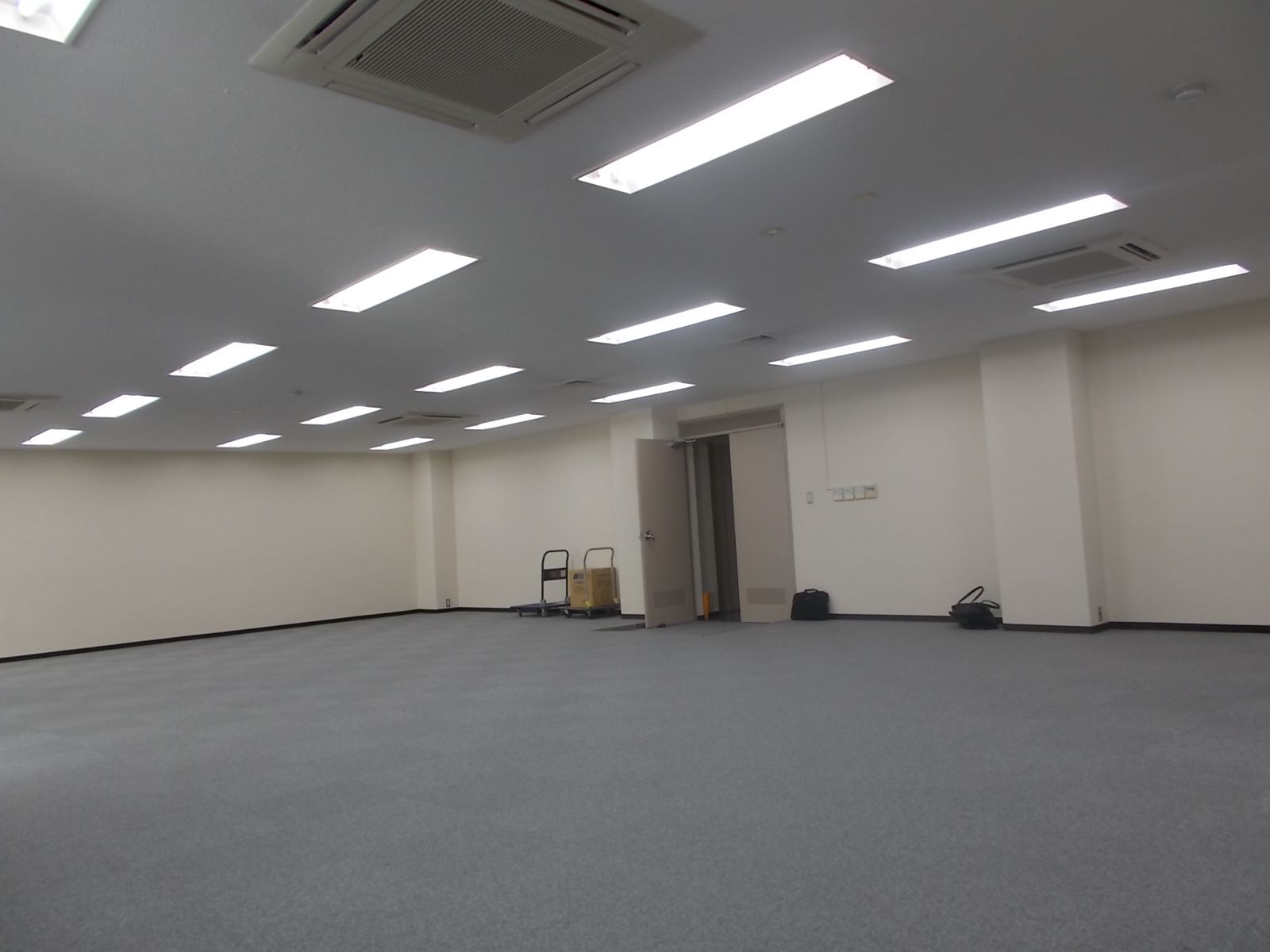 貸室別角度からの様子
