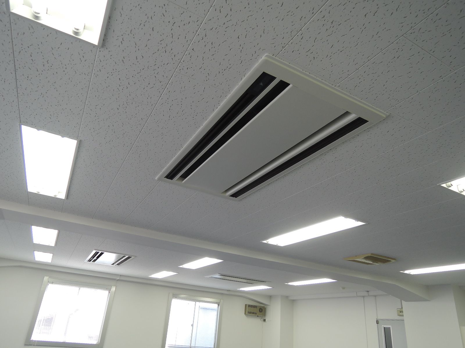 空調