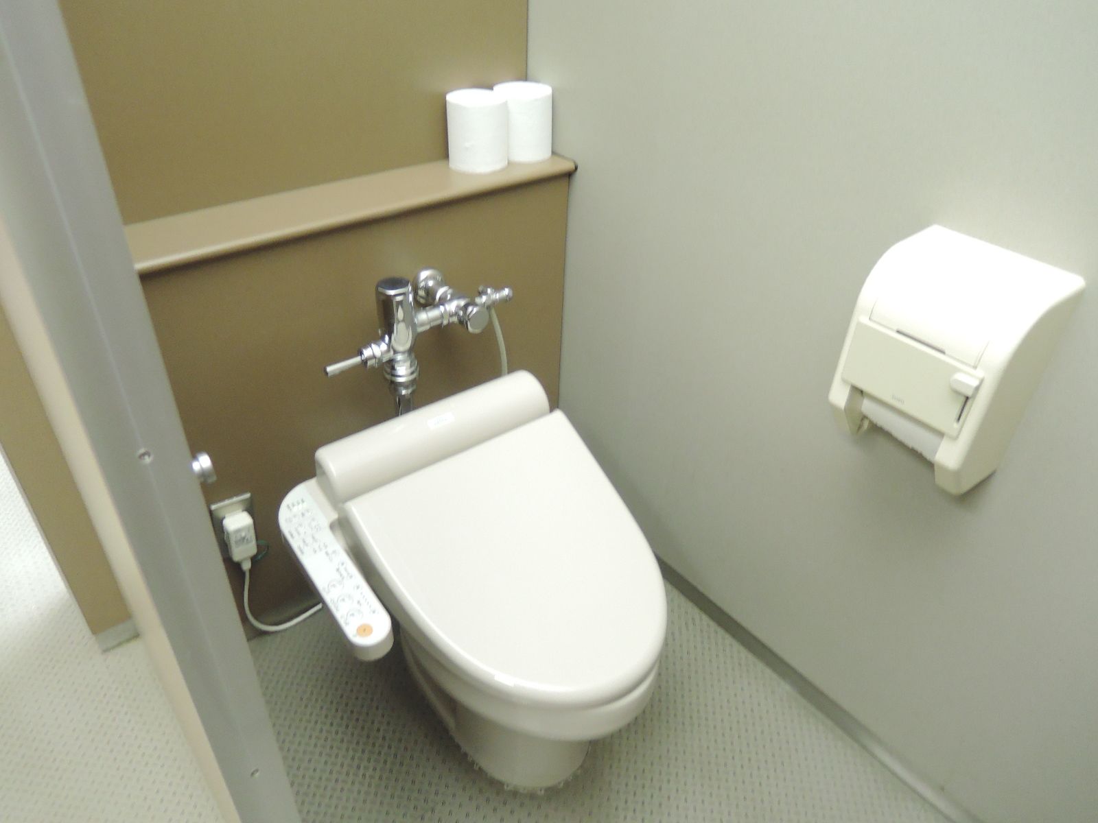 トイレ個室