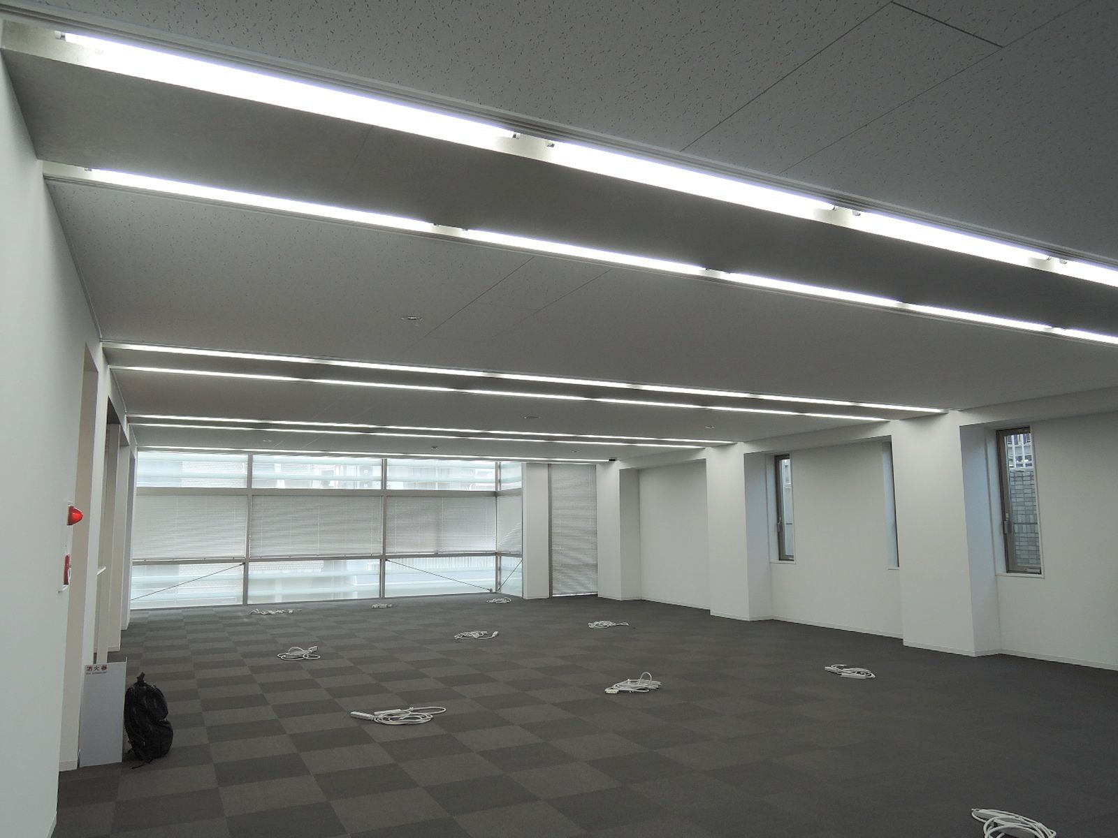 オフィス室内参考画像