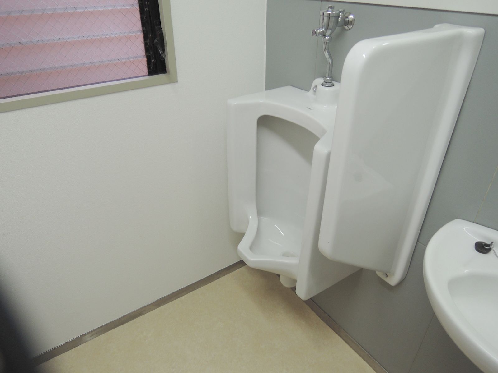 男性用トイレ