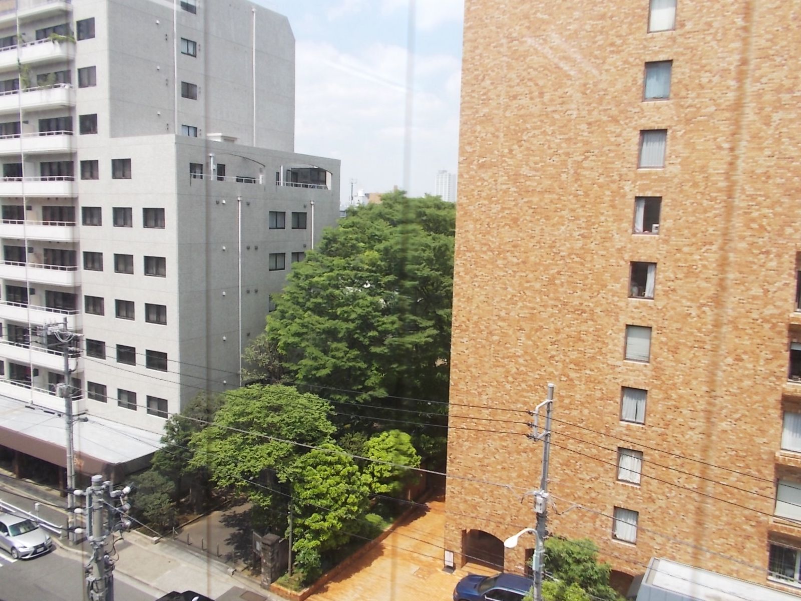 骨董通り沿いの眺望