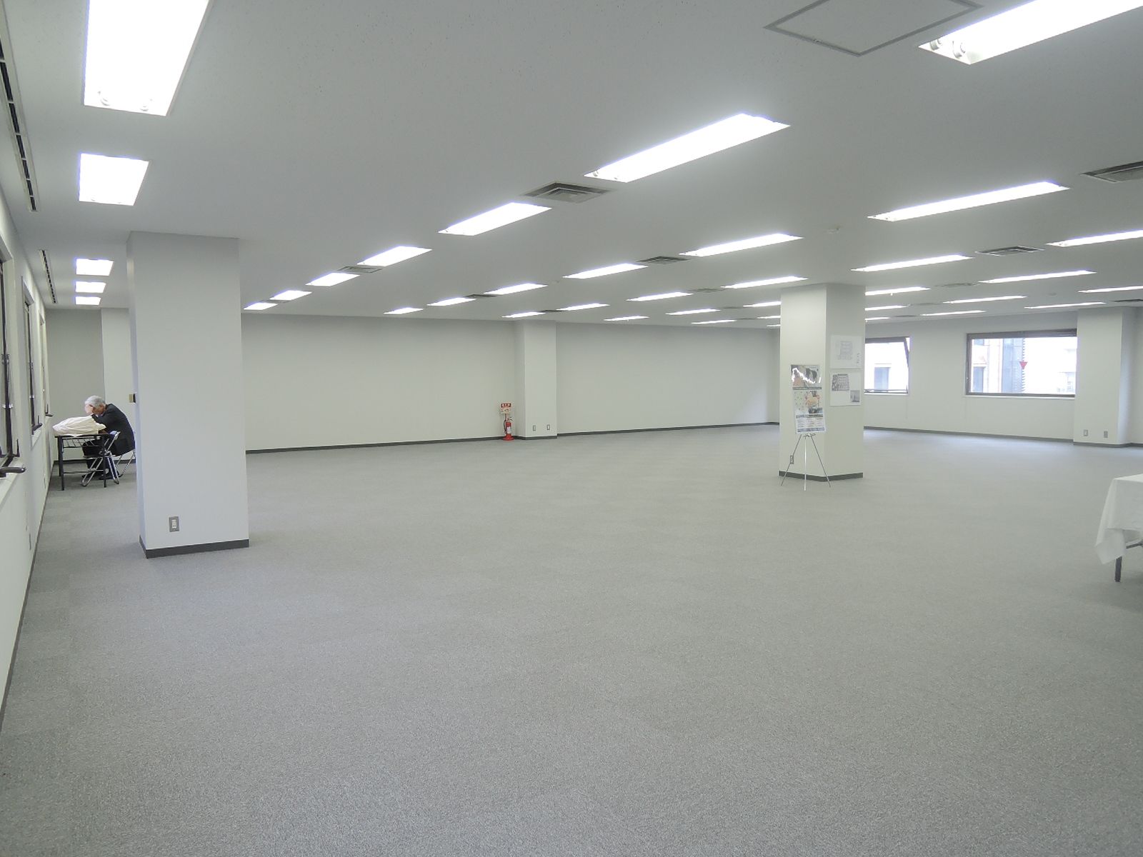 オフィス室内参考画像（5階）