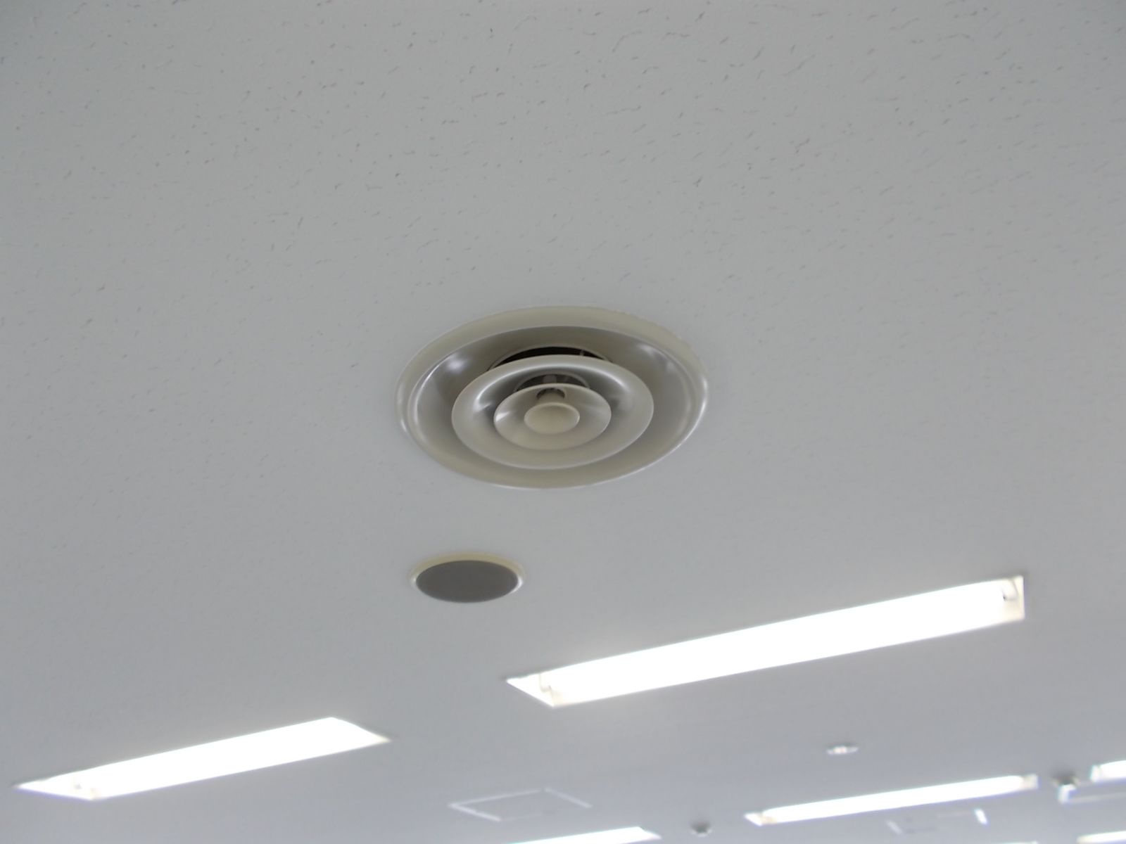 個別空調