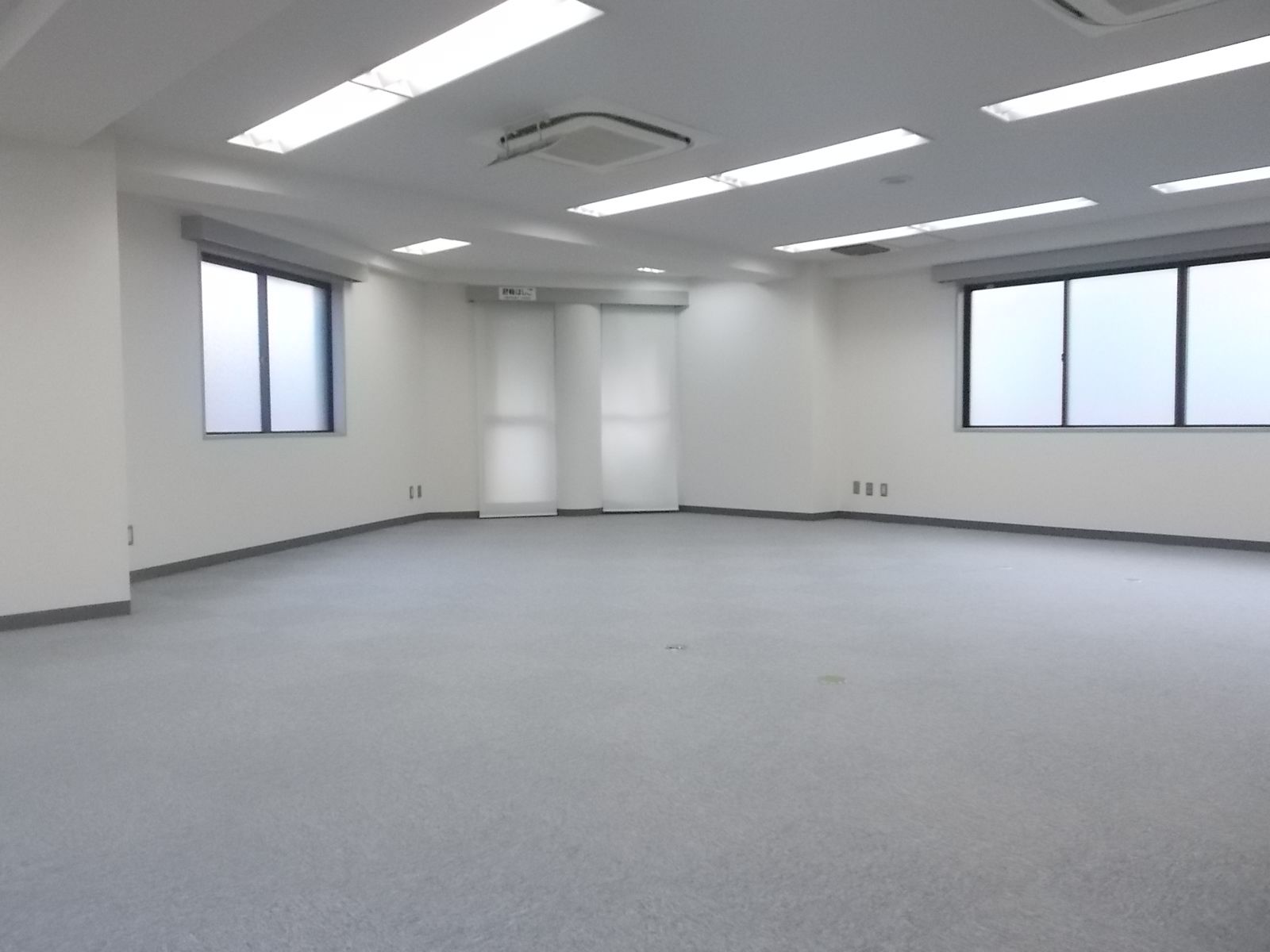 オフィス室内参考画像（約25坪）