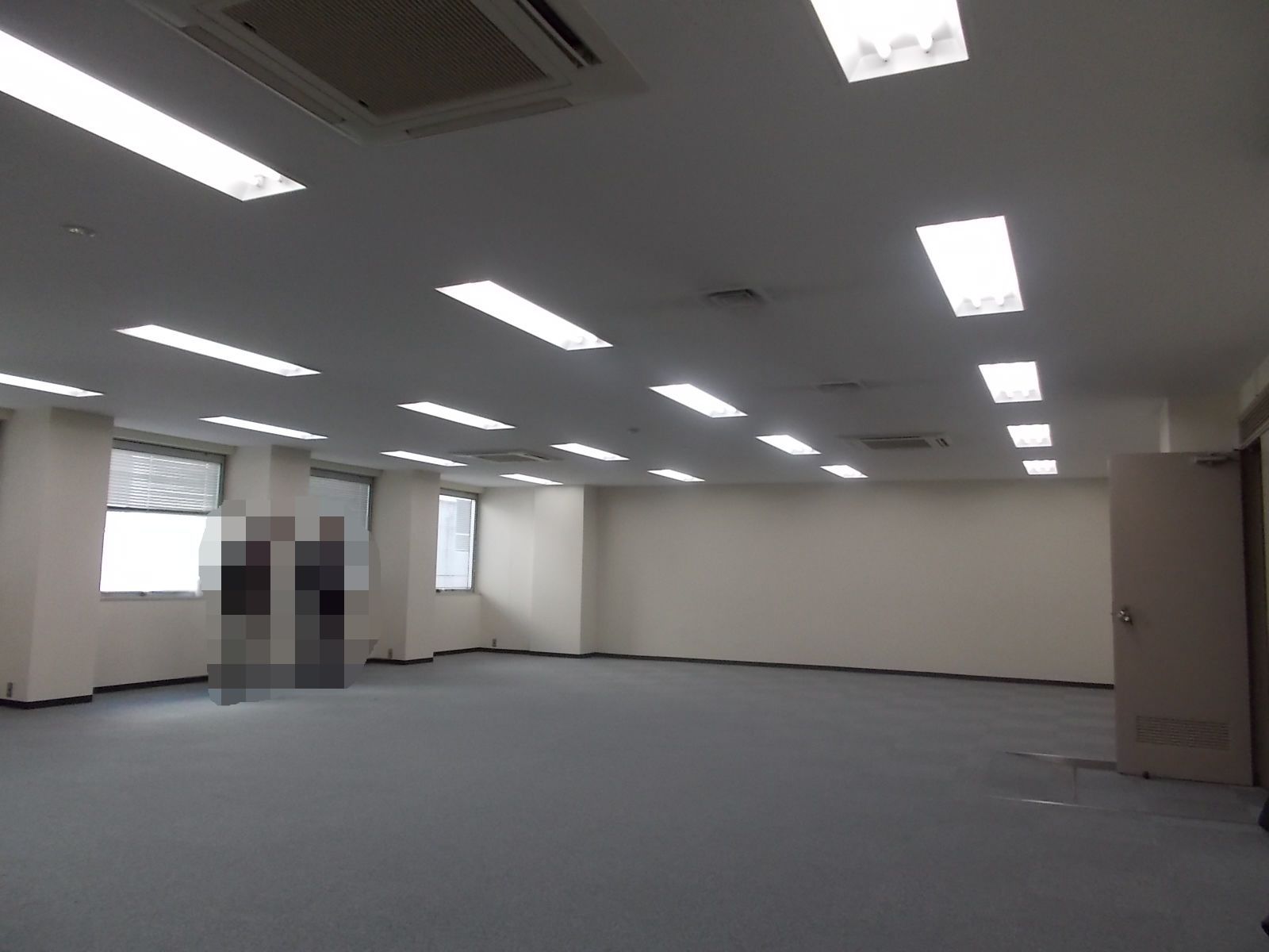 オフィス室内参考画像