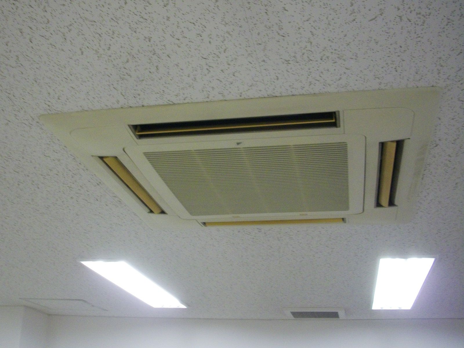 空調