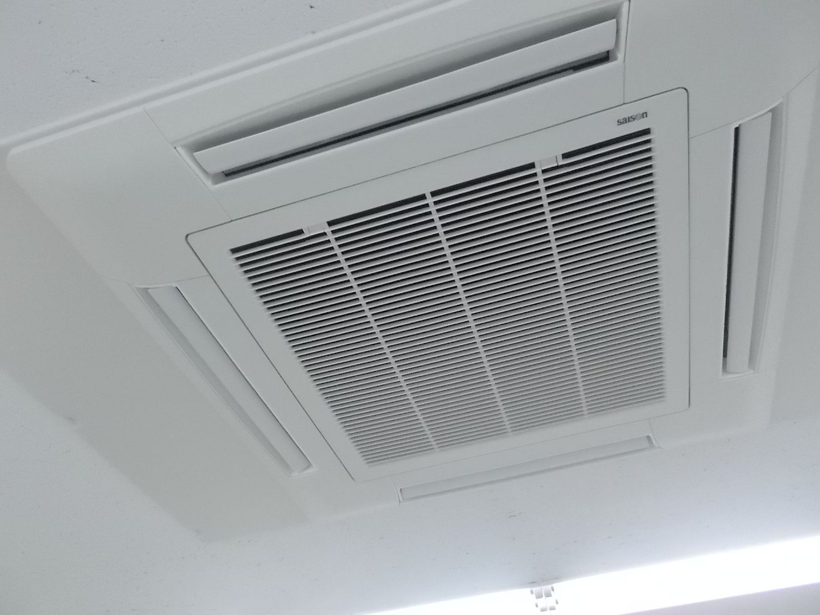 空調機器
