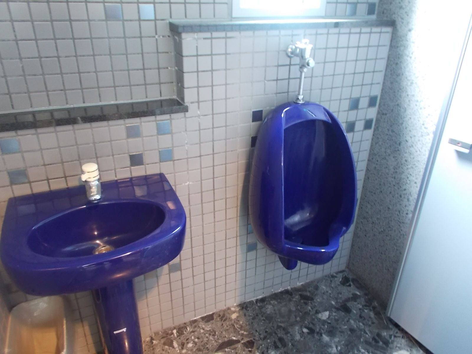 男性用トイレ