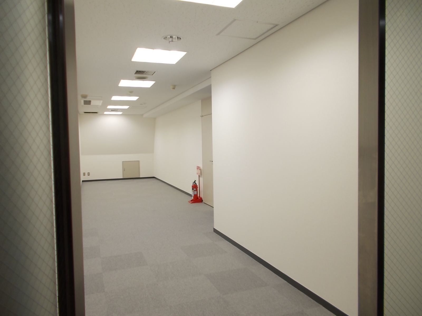 オフィス室内参考画像