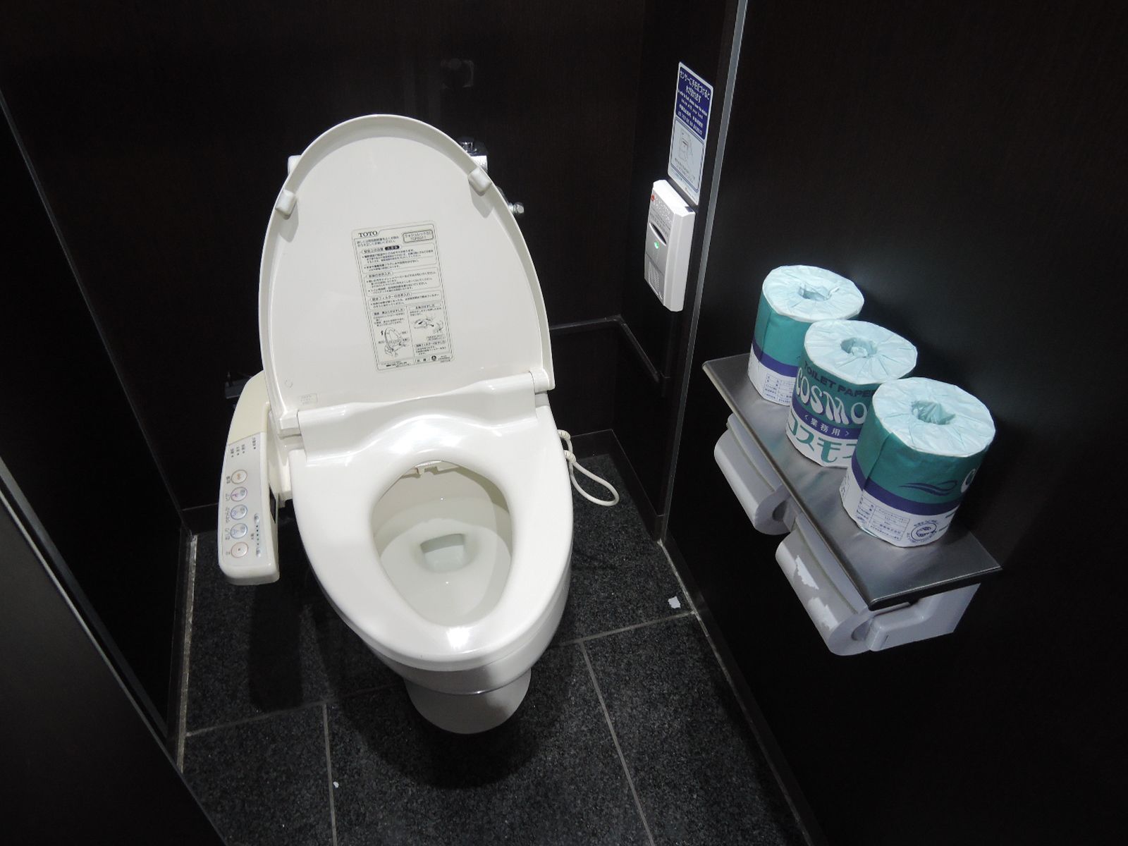 トイレ個室