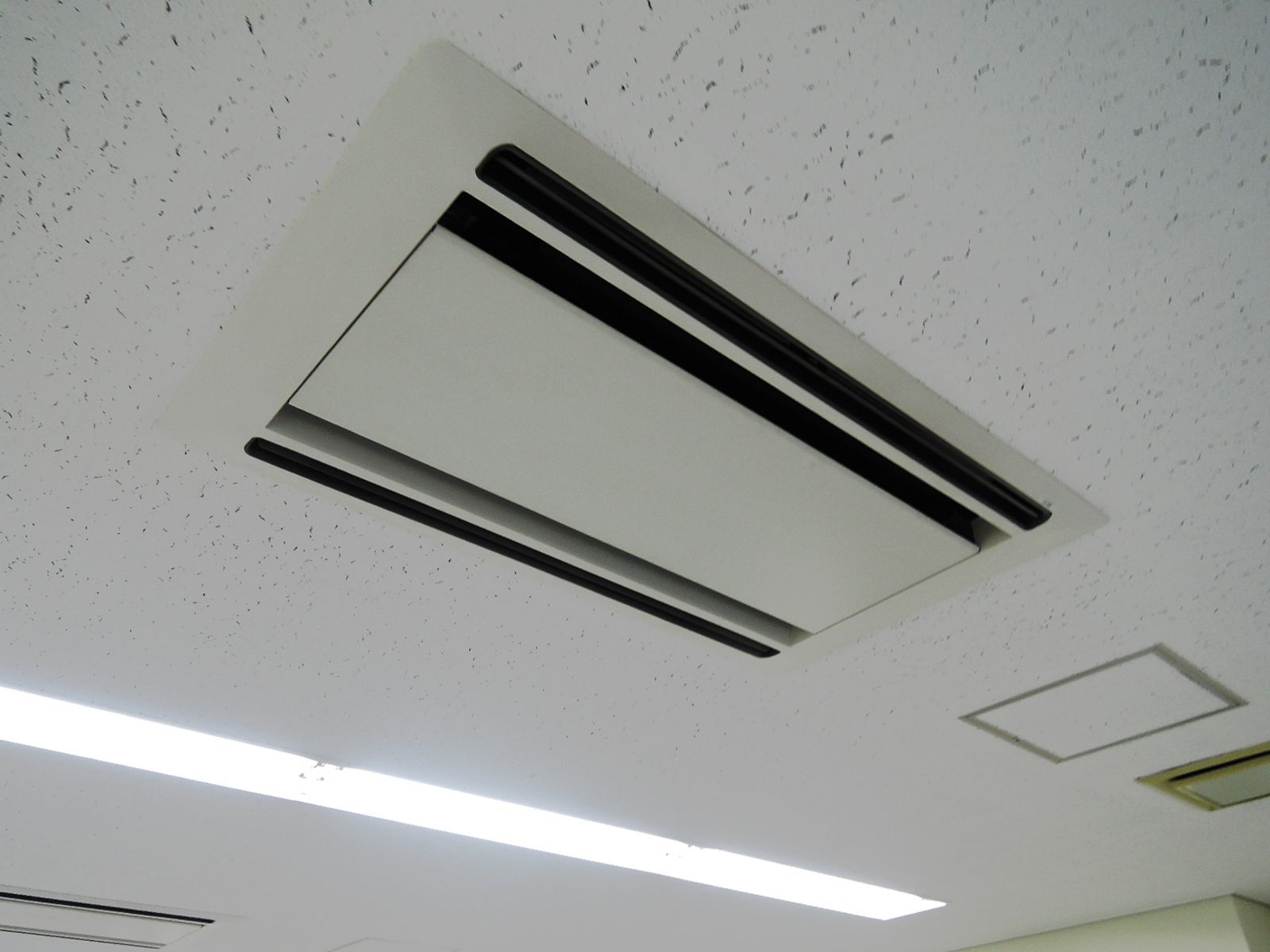空調機器