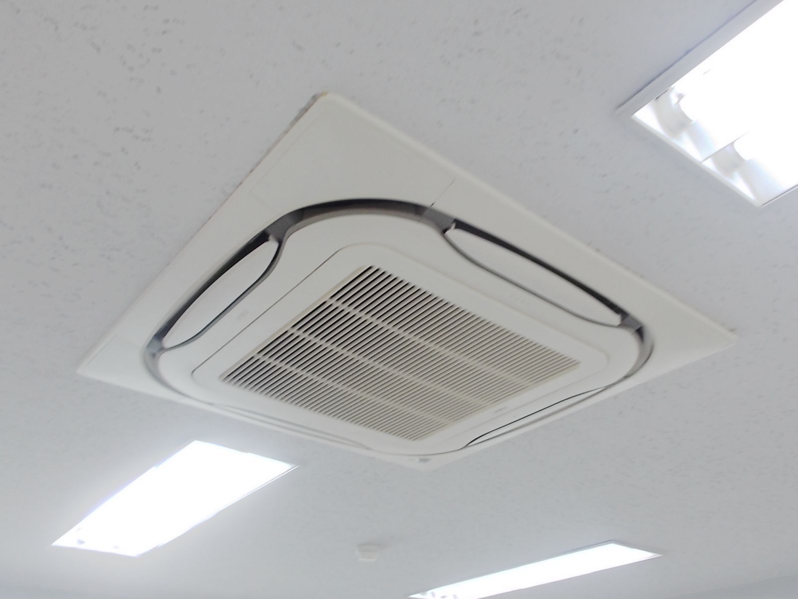 空調