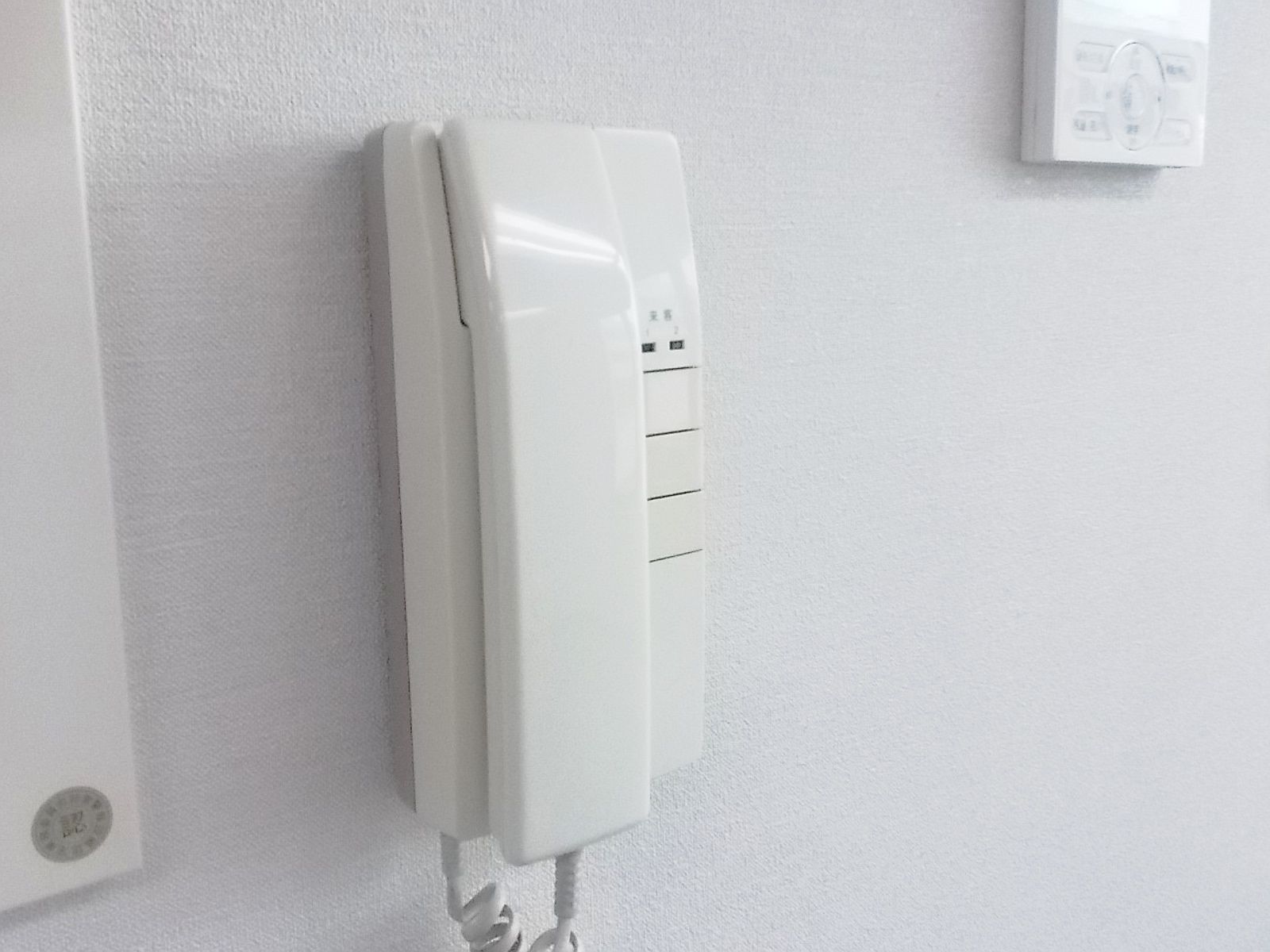インターホン