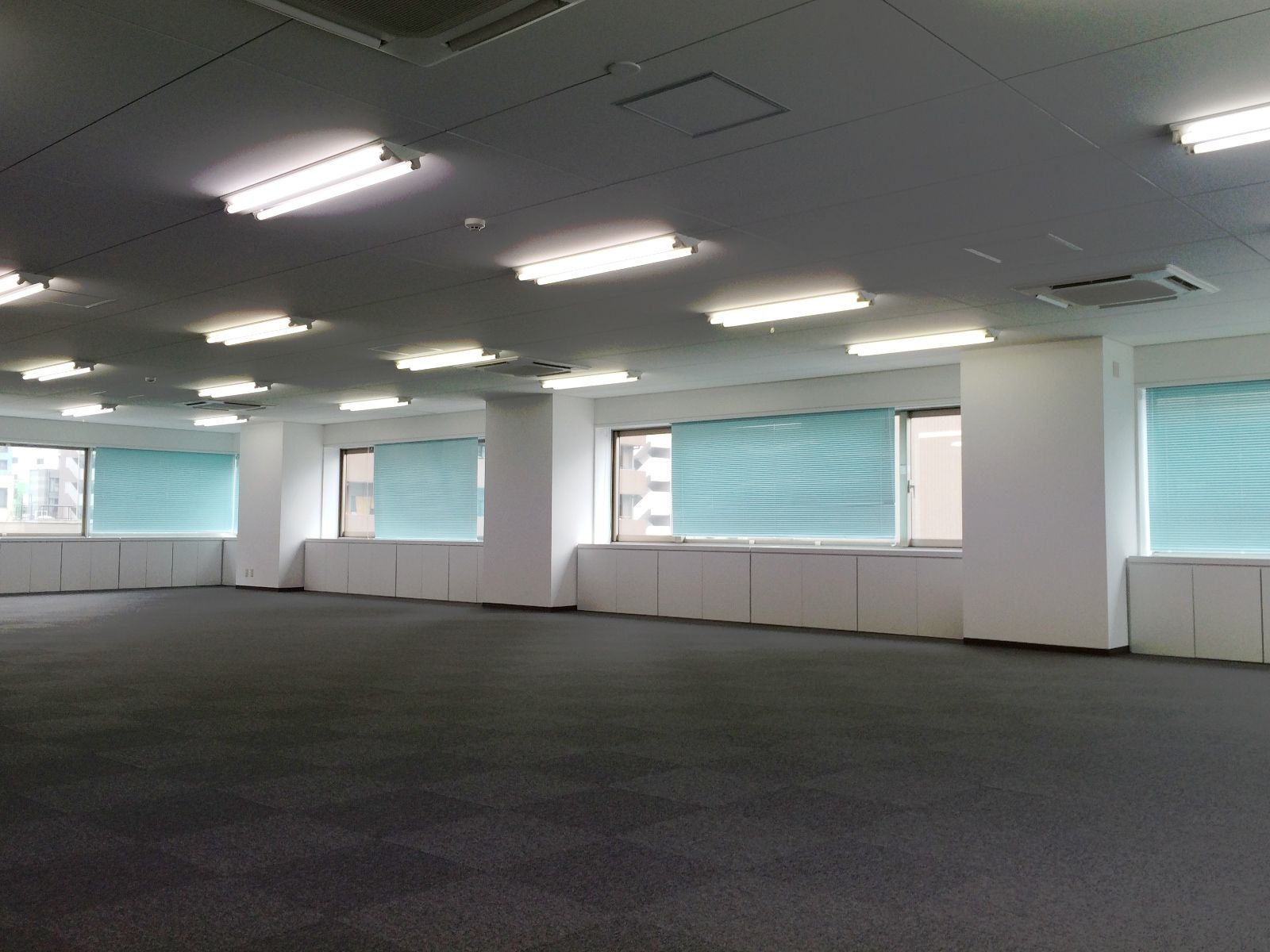オフィス室内参考画像（約71坪）