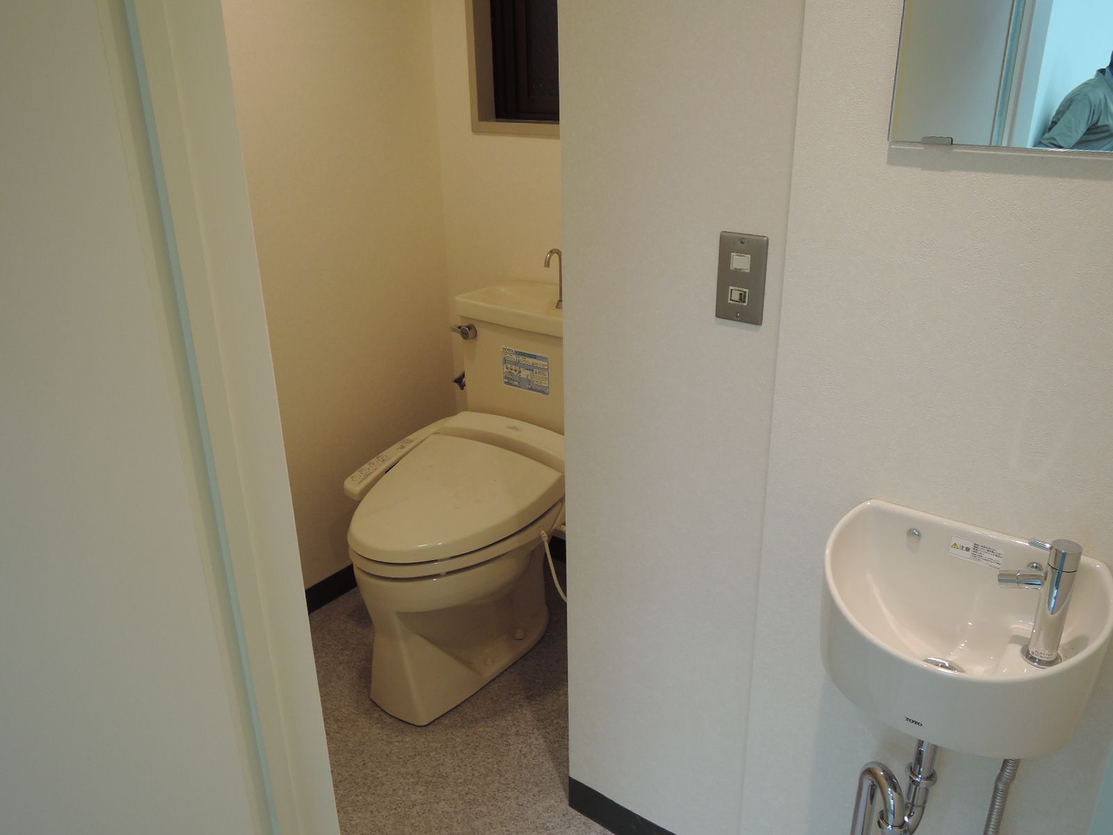 トイレ個室